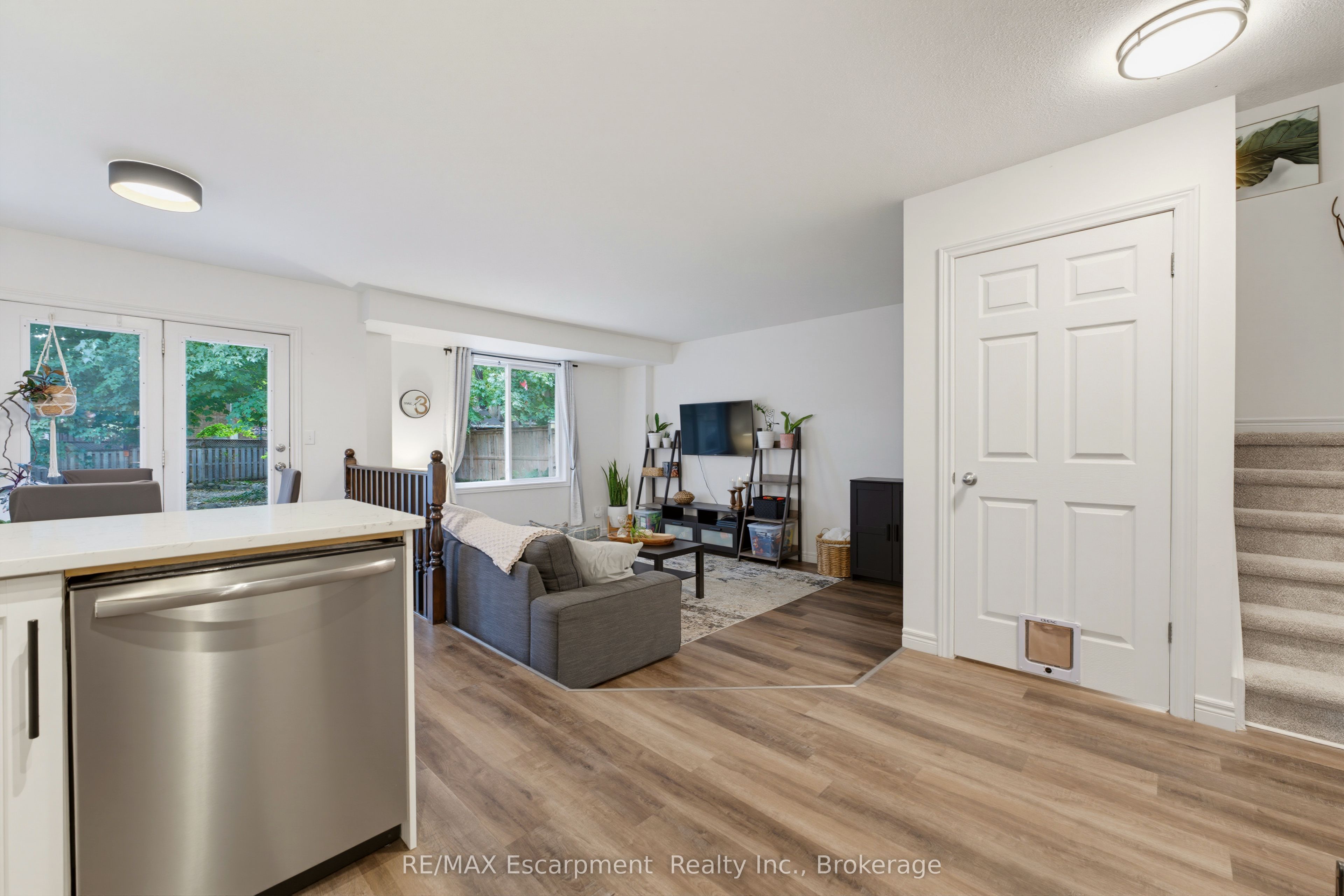 62 Potters Way Property Photo 17