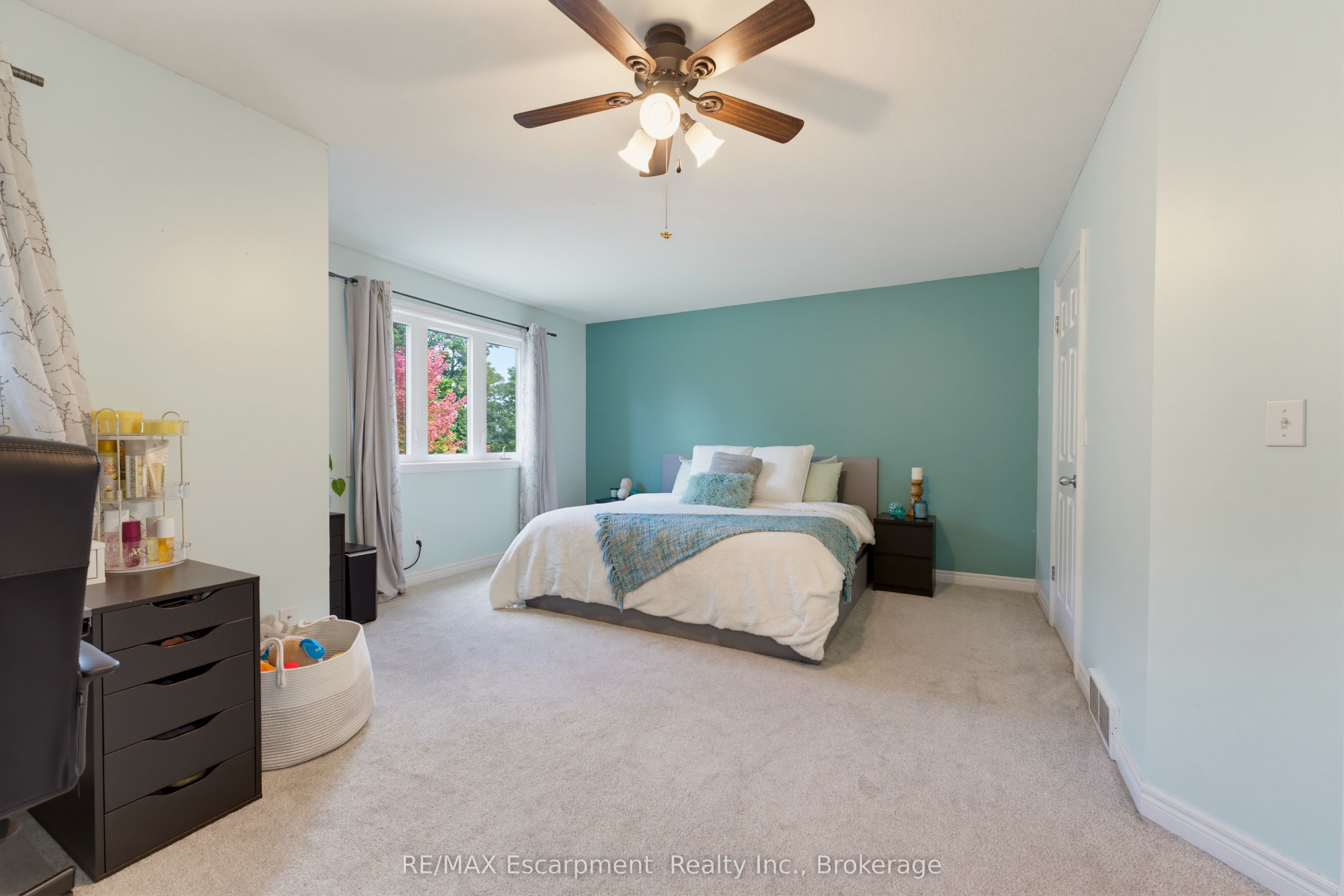 62 Potters Way Property Photo 19