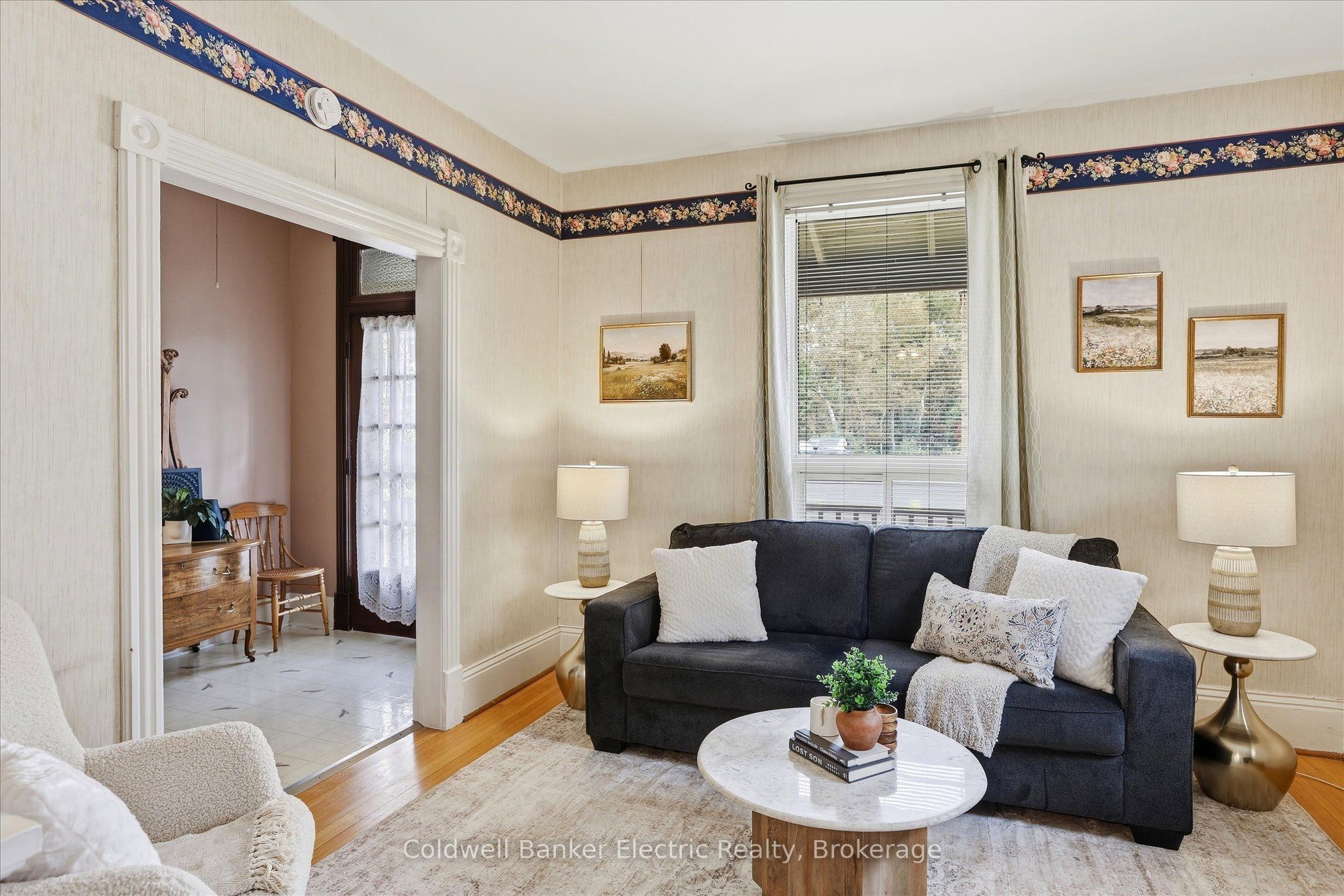 461 Murray Street Property Photo 3