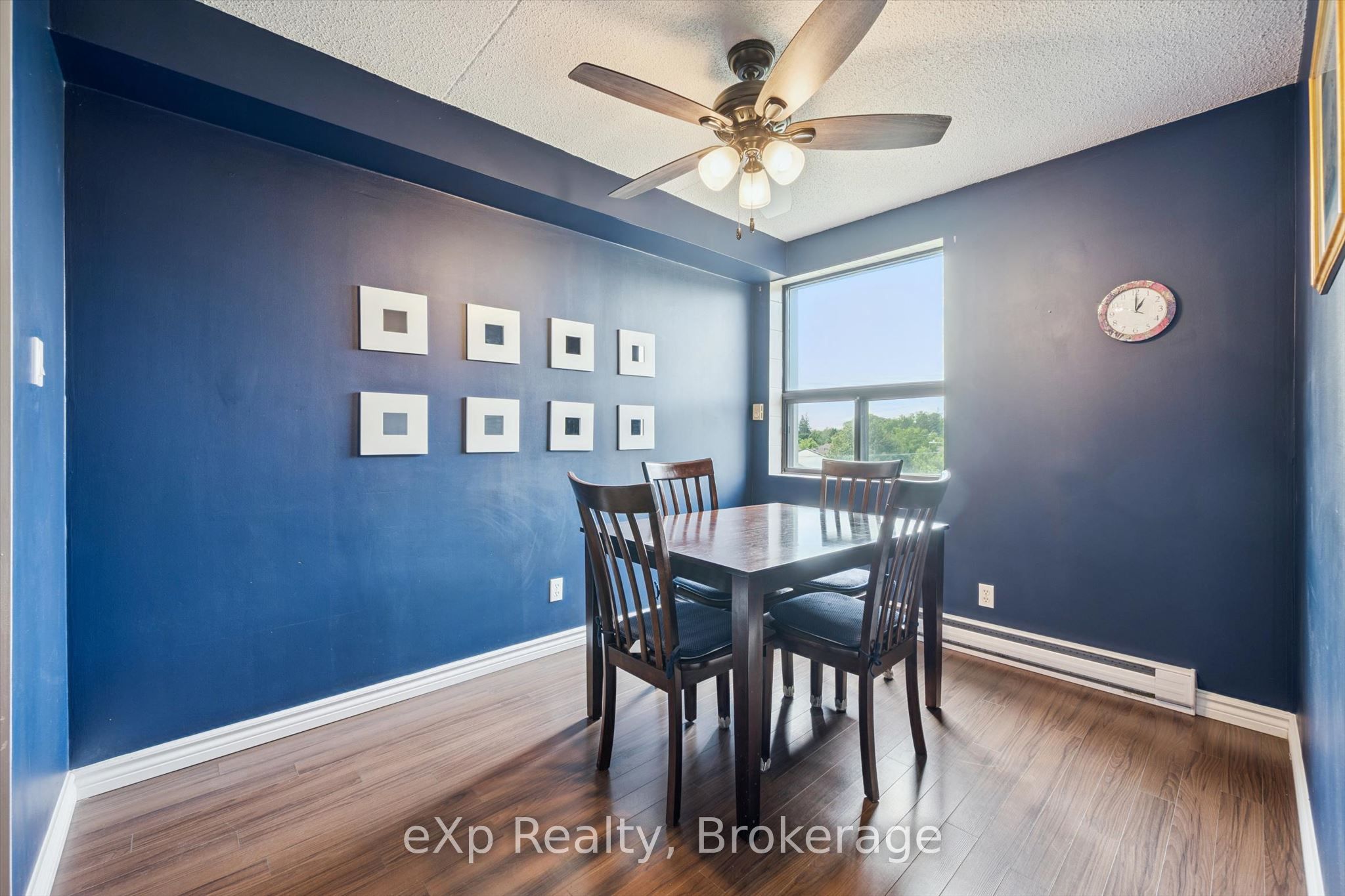 65 Silvercreek Parkway N 404 Property Photo 13