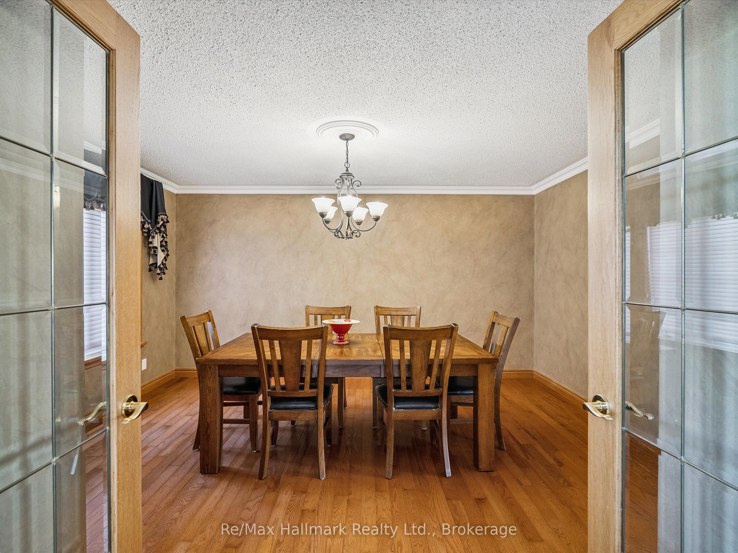 232 Eighth Road E Property Photo 14