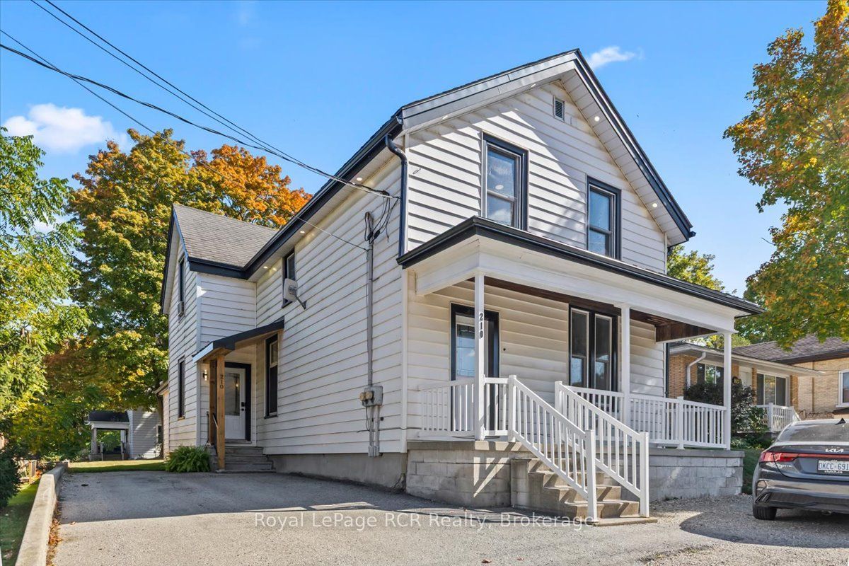 210 Colborne Street S Property Photo 1