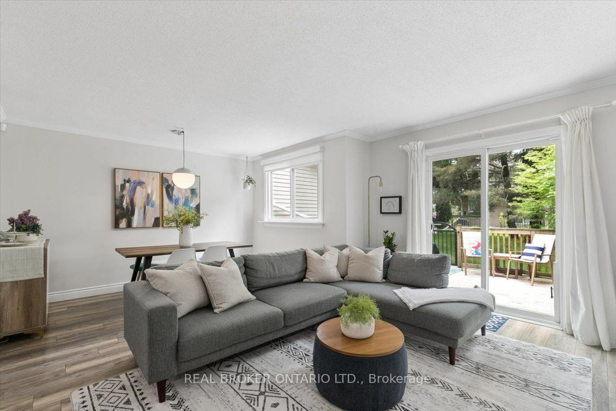 180 Highland Crescent 10 Property Photo 12