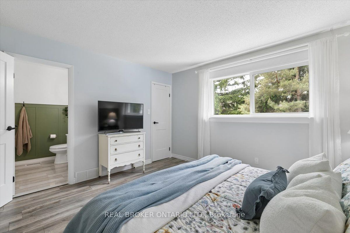 180 Highland Crescent 10 Property Photo 21