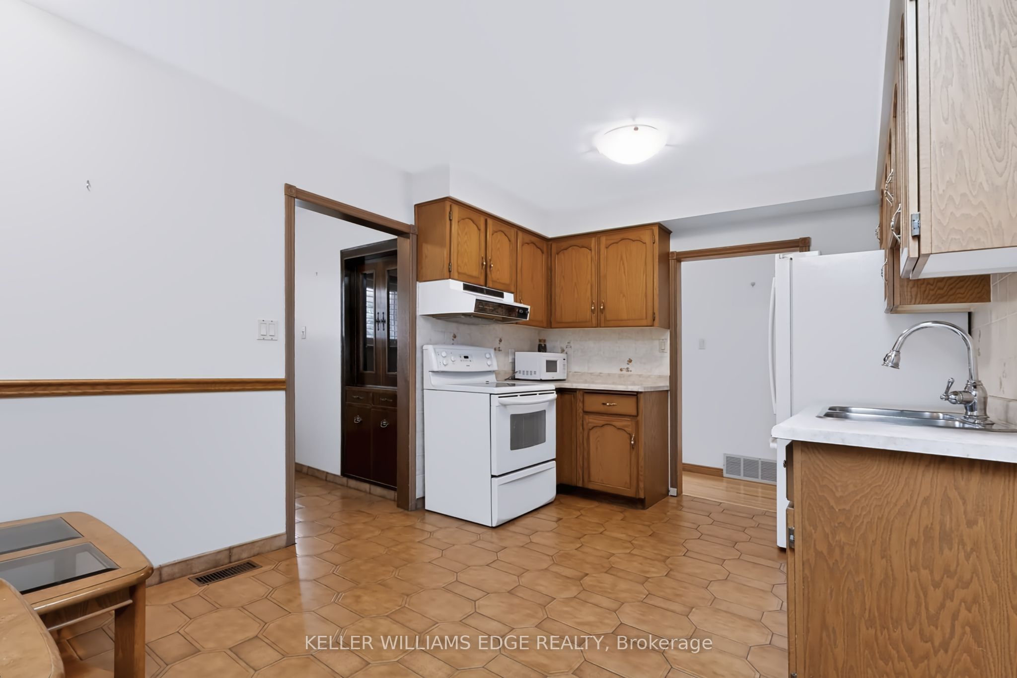 261 Carla Avenue Property Photo 14
