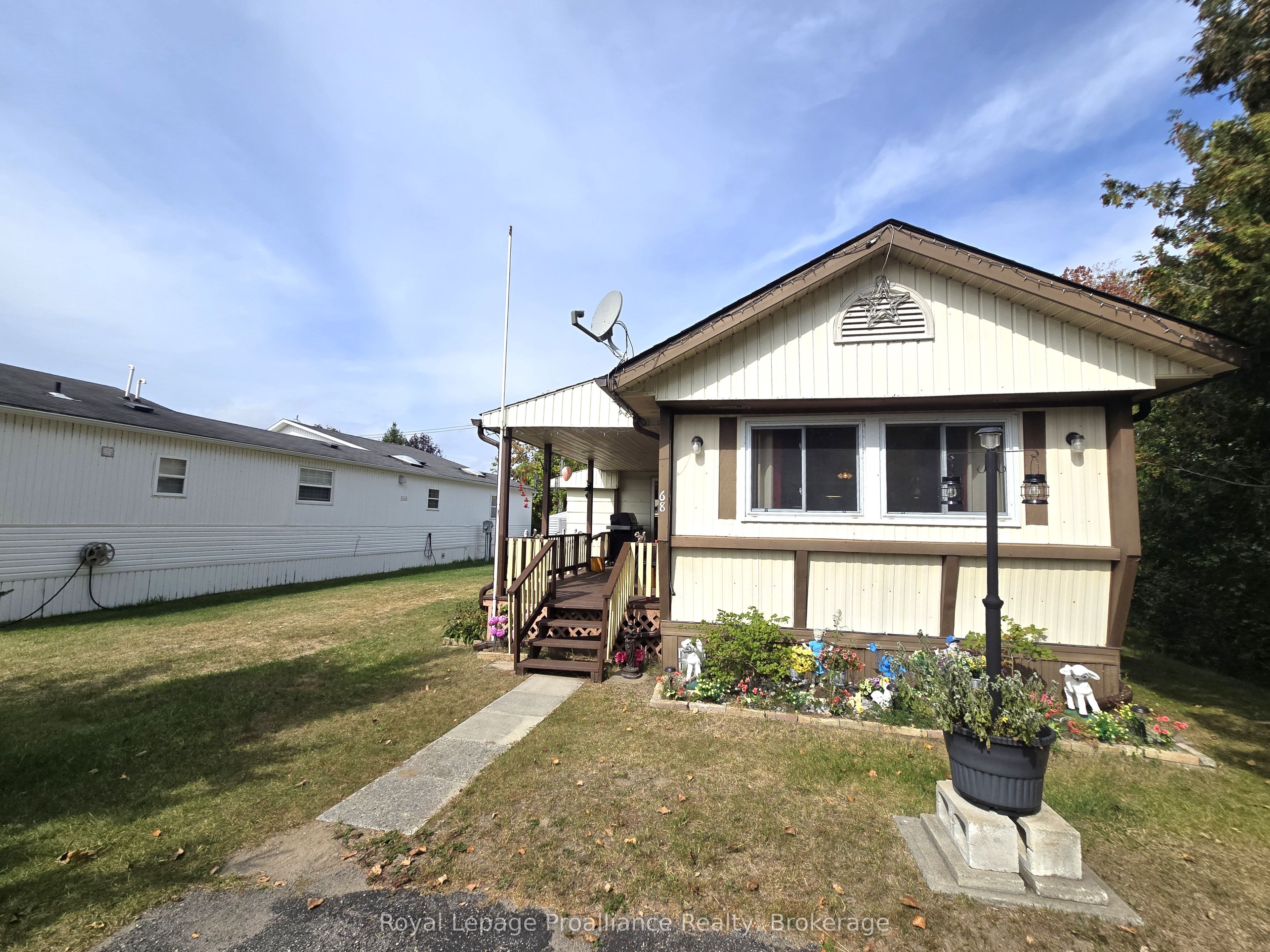 529 Old Highway 2 68 Property Photo 2