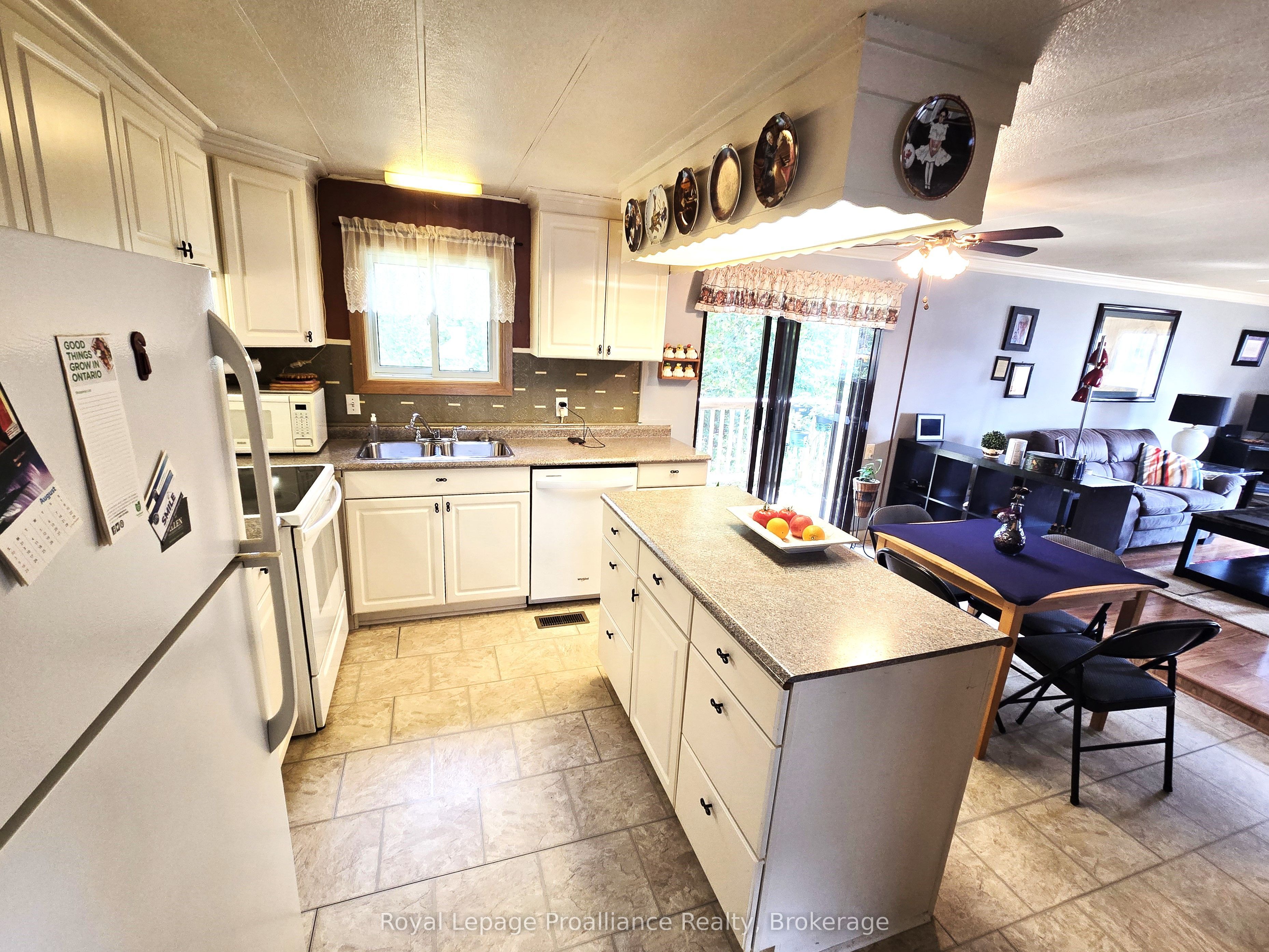 529 Old Highway 2 68 Property Photo 5