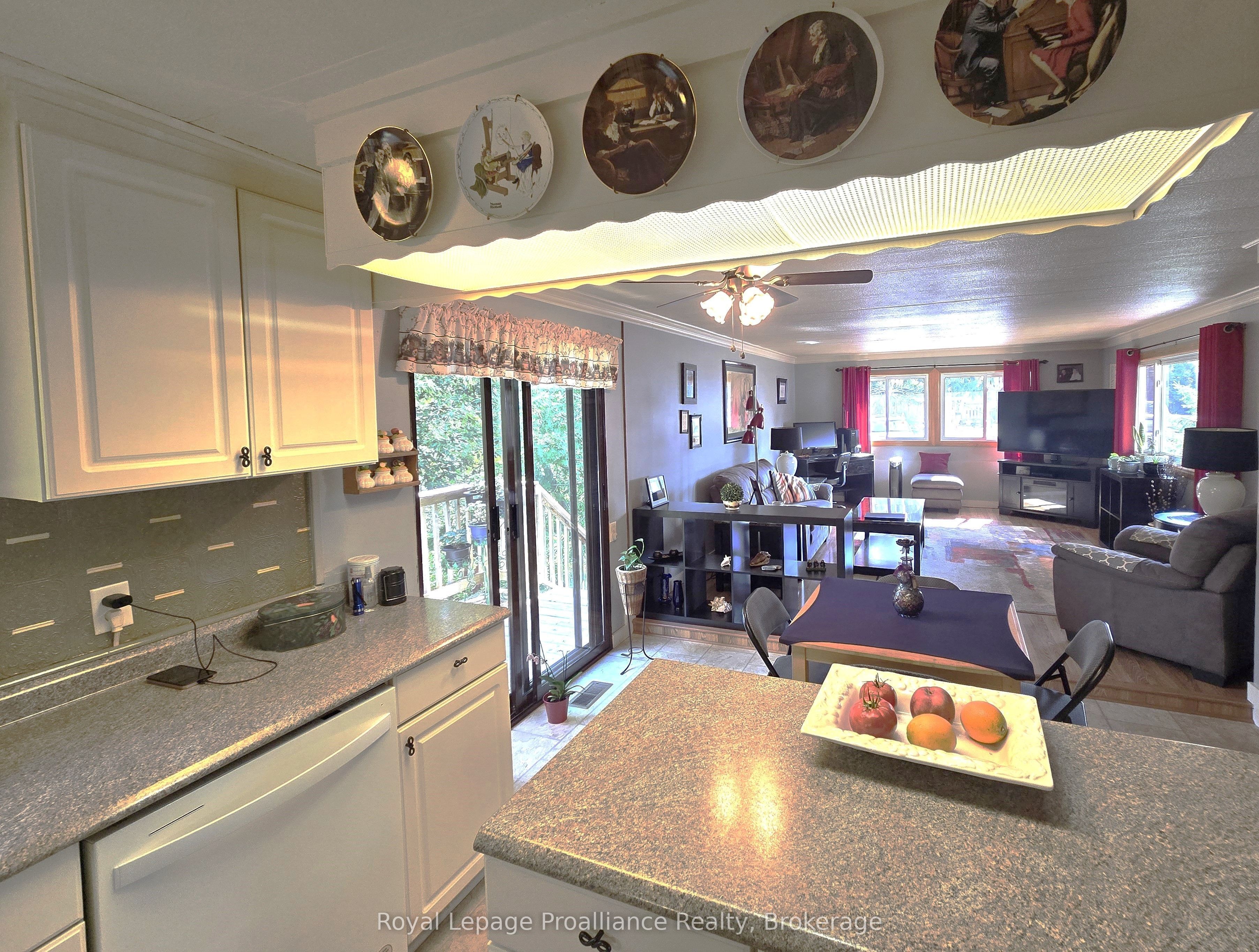 529 Old Highway 2 68 Property Photo 6