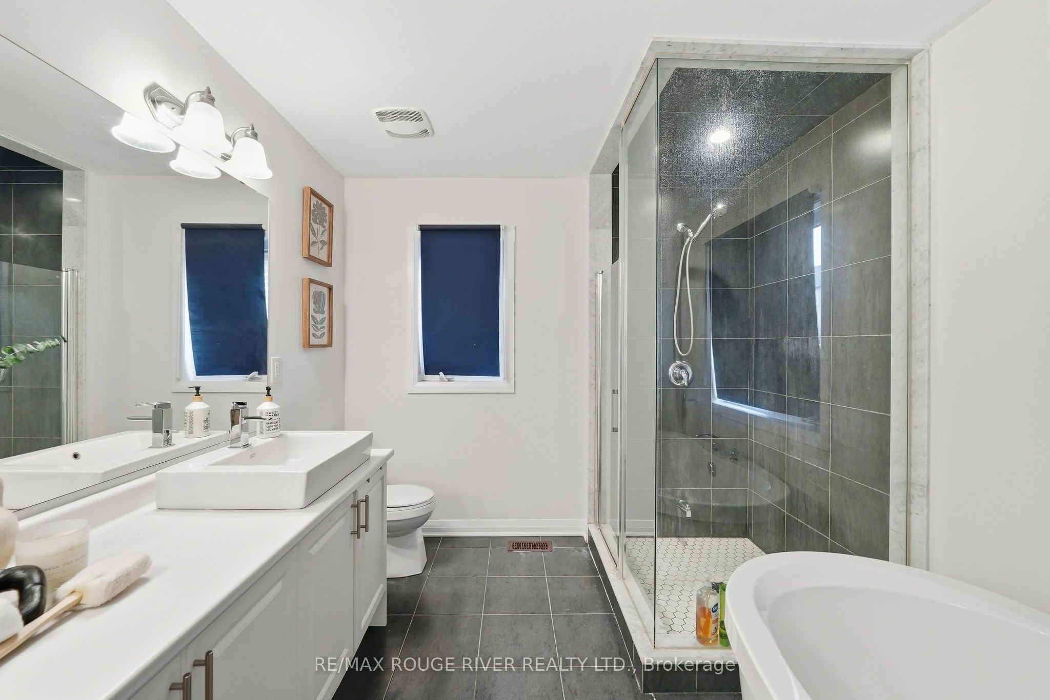 10 Pristine Trail Property Photo 44