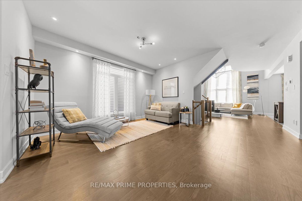 249 Joshua Street Property Photo 6