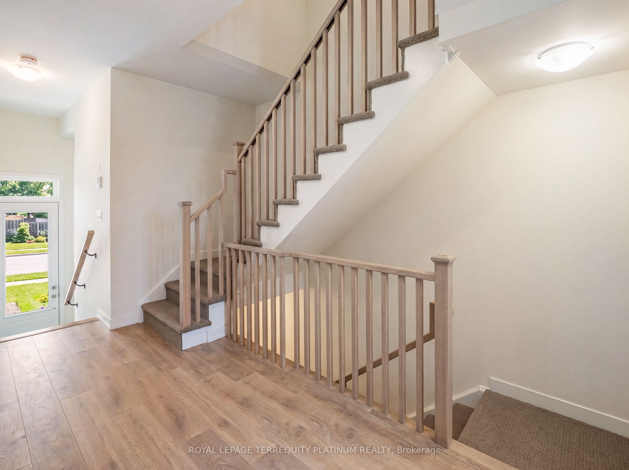 160 Densmore Road 4 Property Photo 21