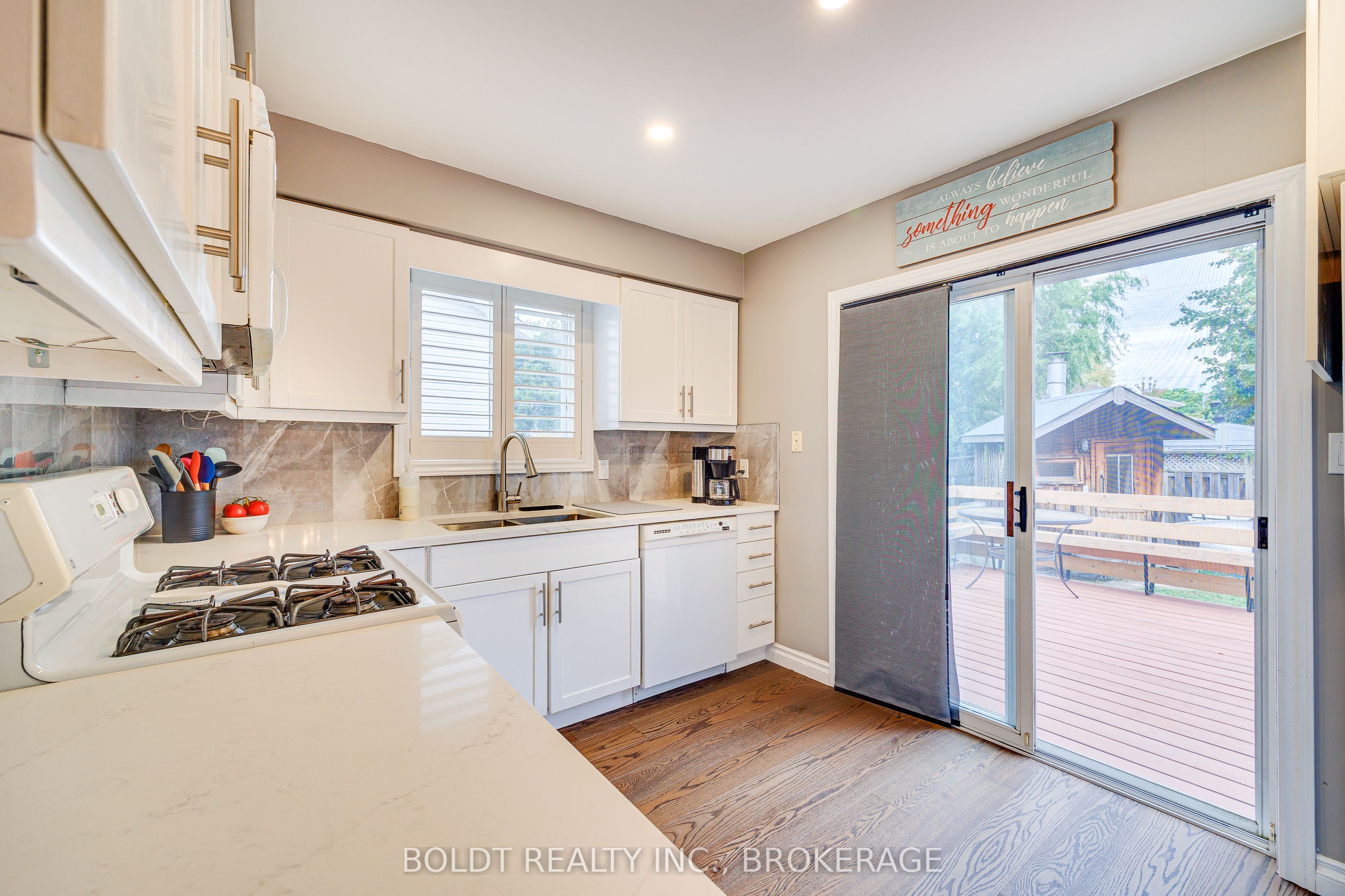 16 Westbury Drive Property Photo 8