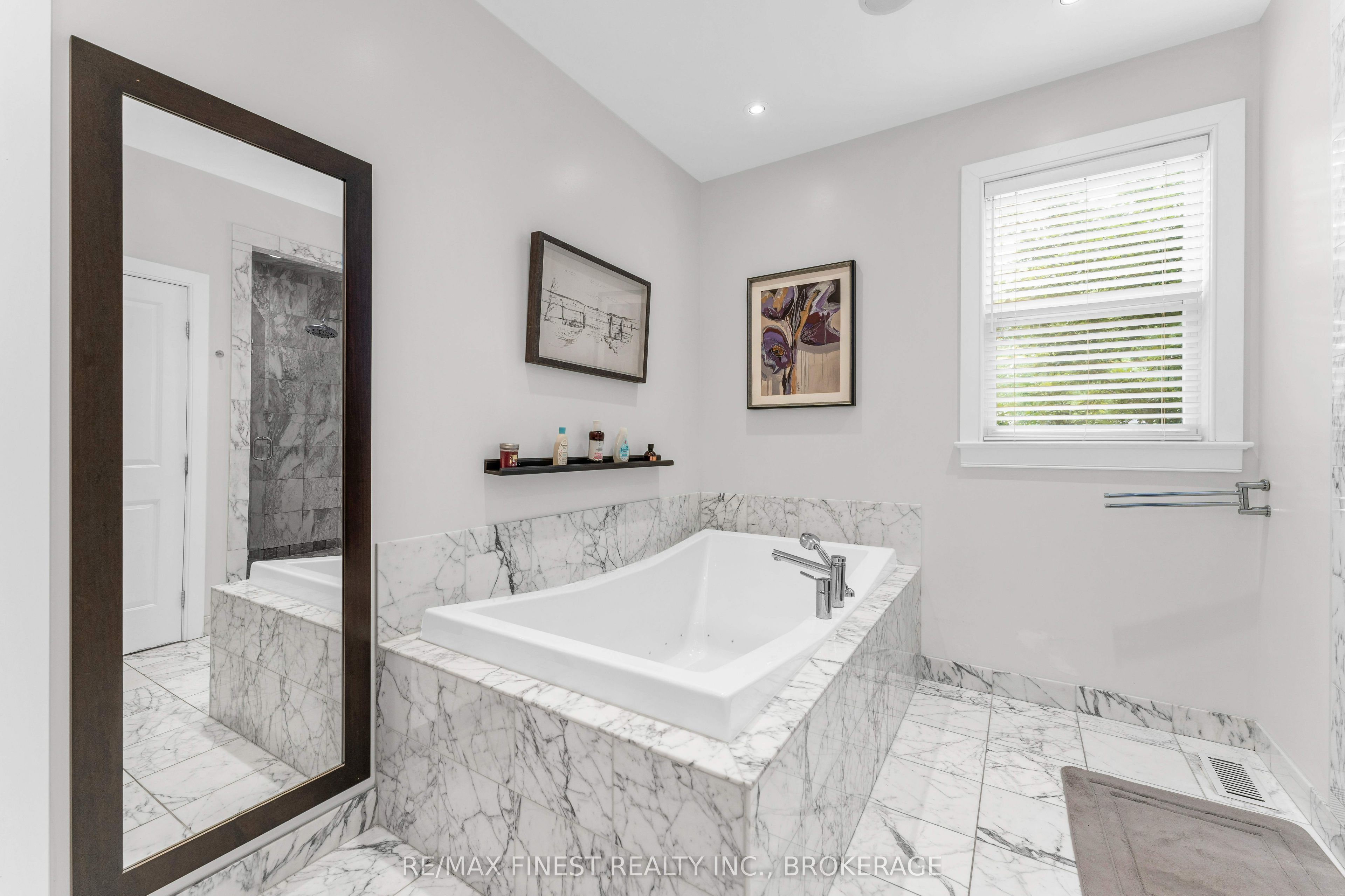 141 Benjamin Court Property Photo 21