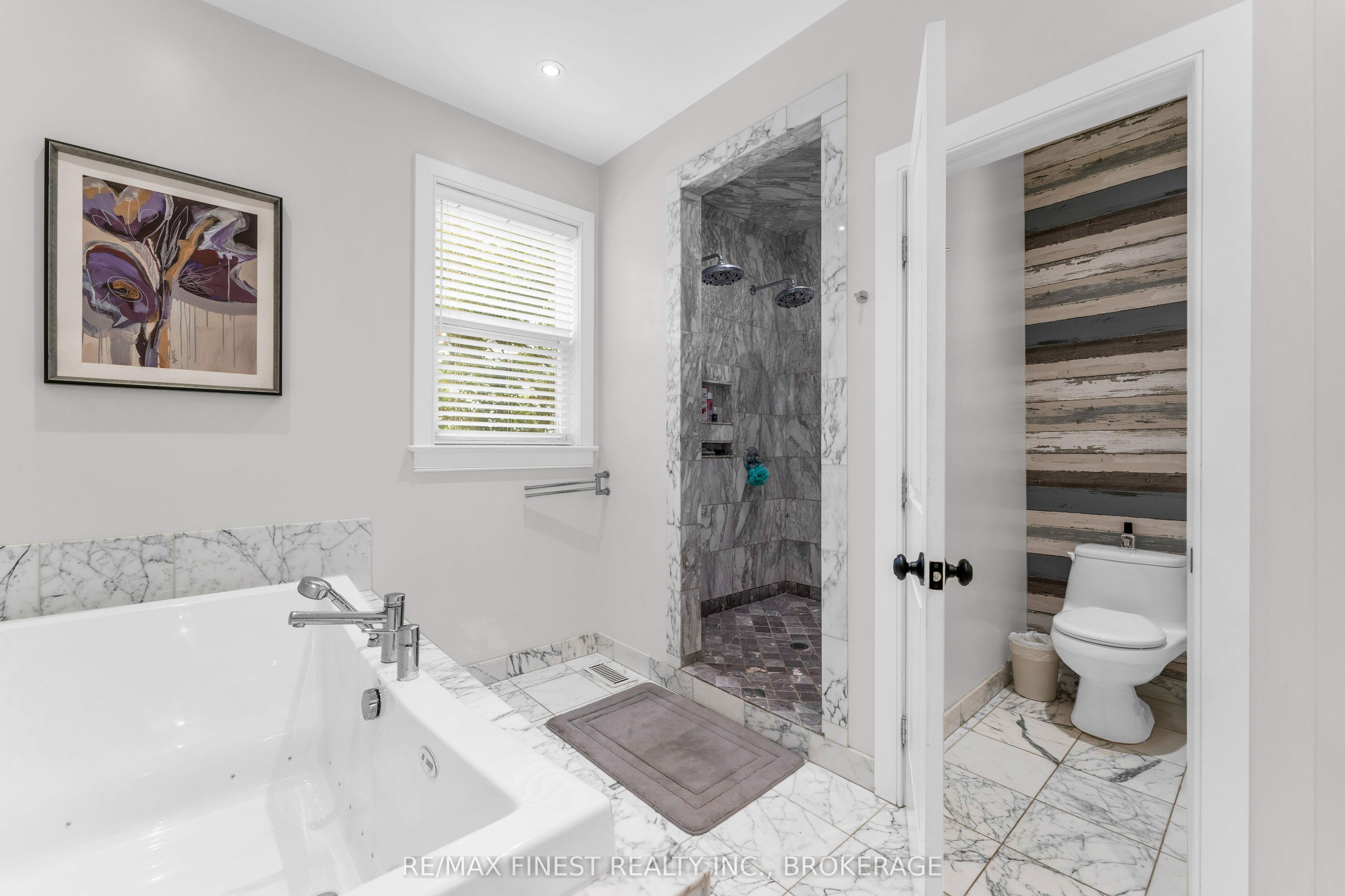 141 Benjamin Court Property Photo 23