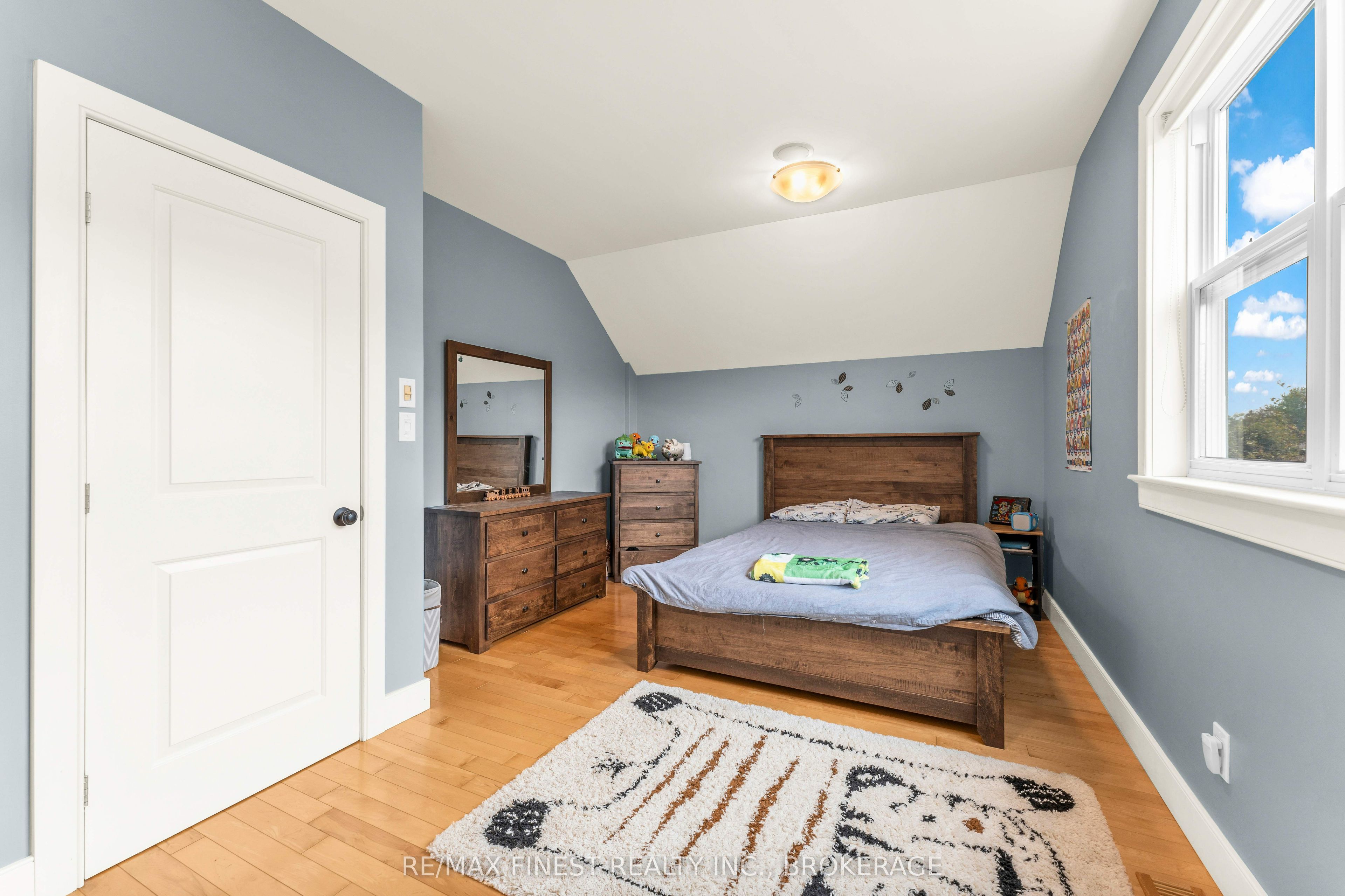 141 Benjamin Court Property Photo 27