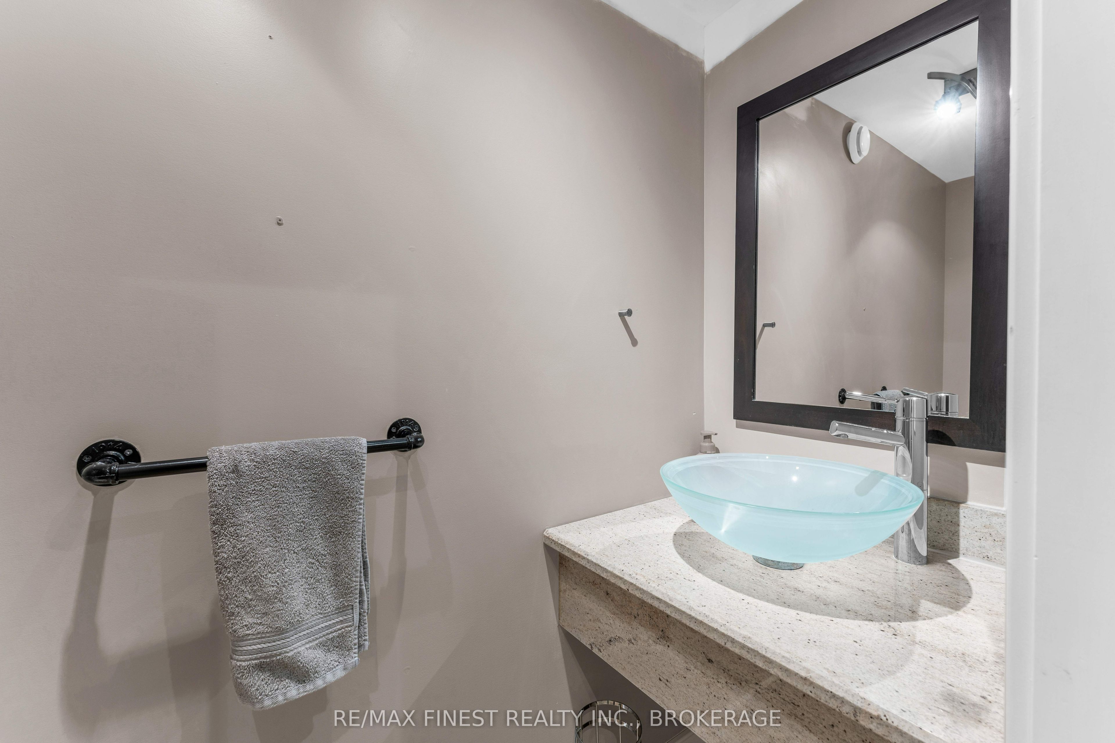 141 Benjamin Court Property Photo 41