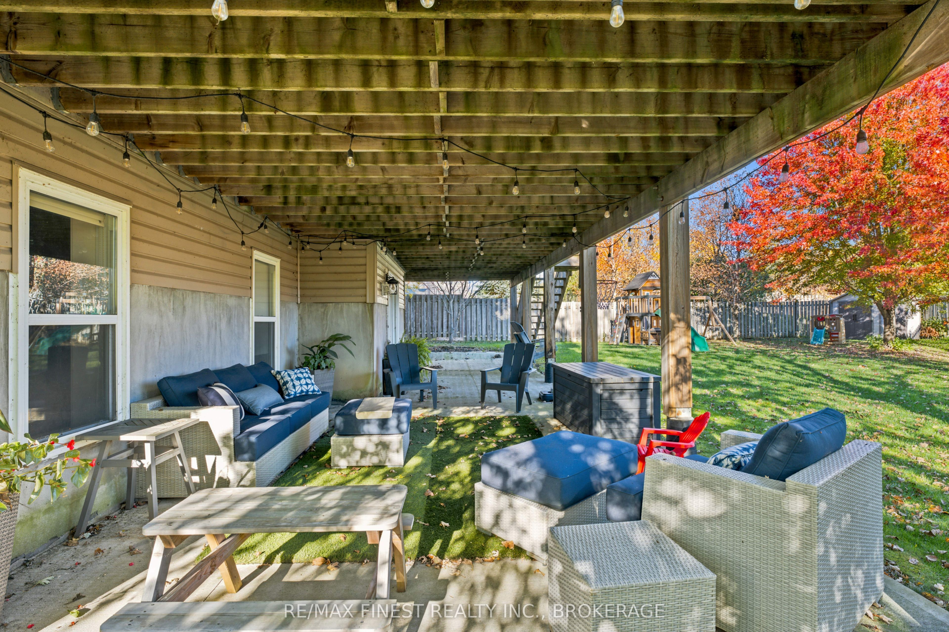 141 Benjamin Court Property Photo 44