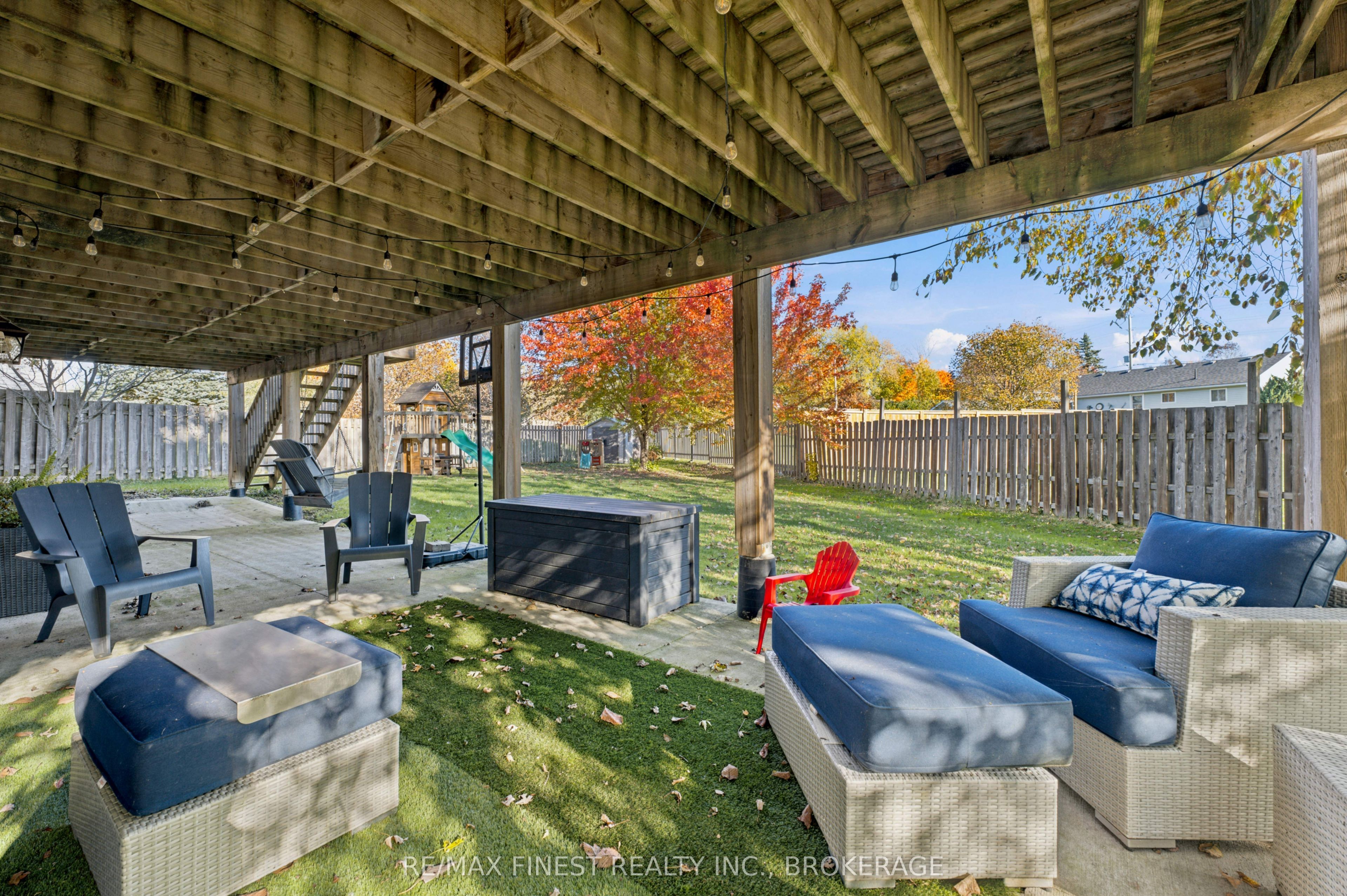 141 Benjamin Court Property Photo 45
