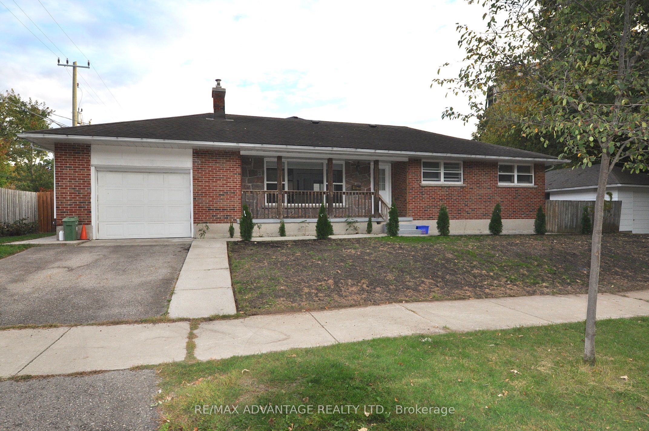 153 Langarth Street W Property Photo 1