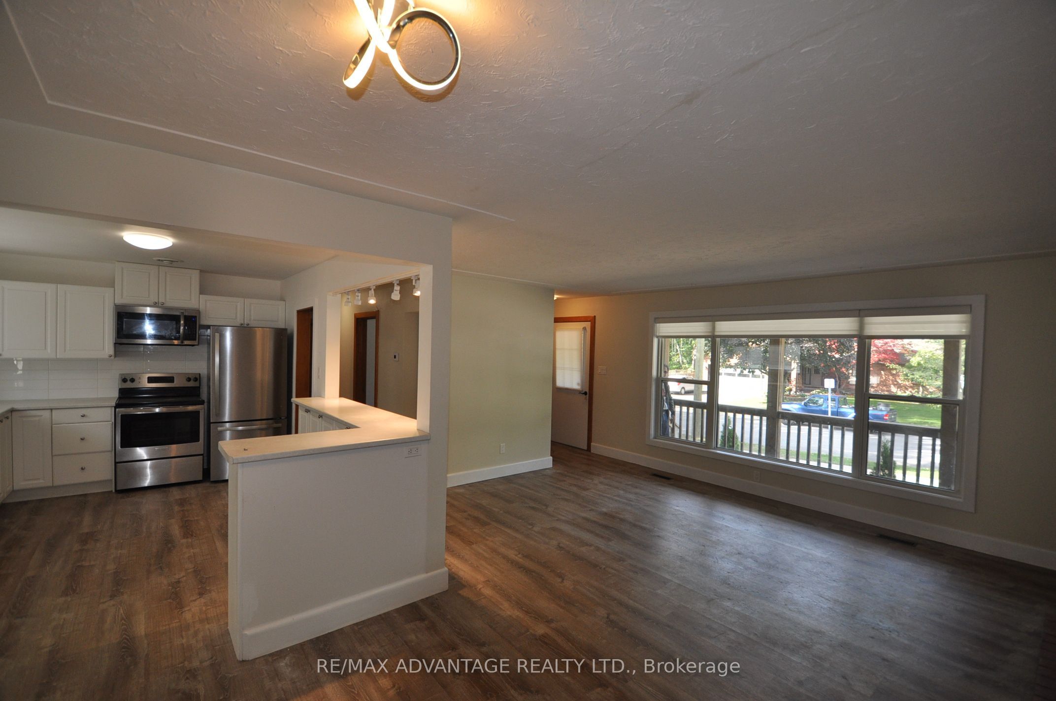 153 Langarth Street W Property Photo 11