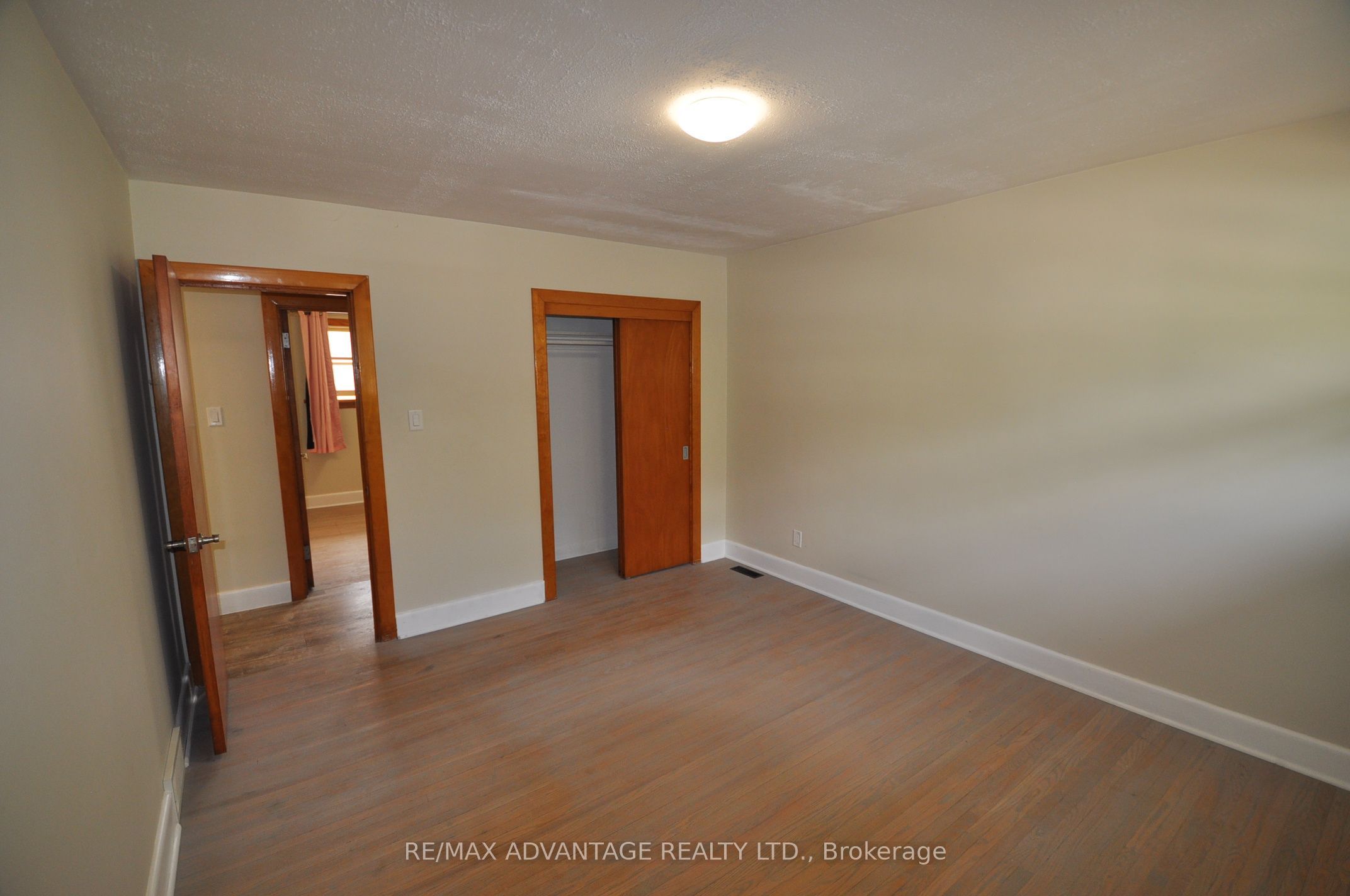 153 Langarth Street W Property Photo 16