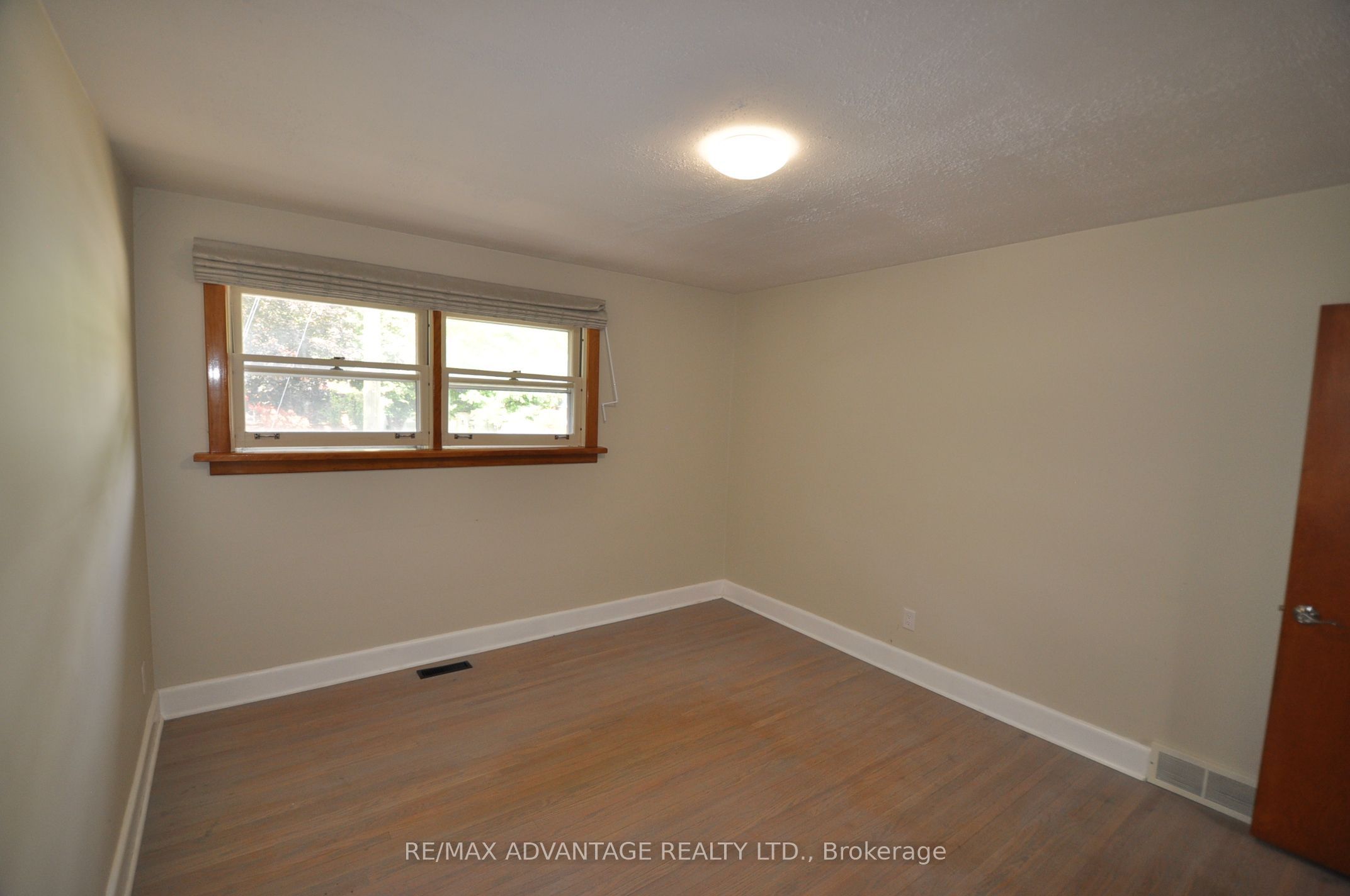 153 Langarth Street W Property Photo 17