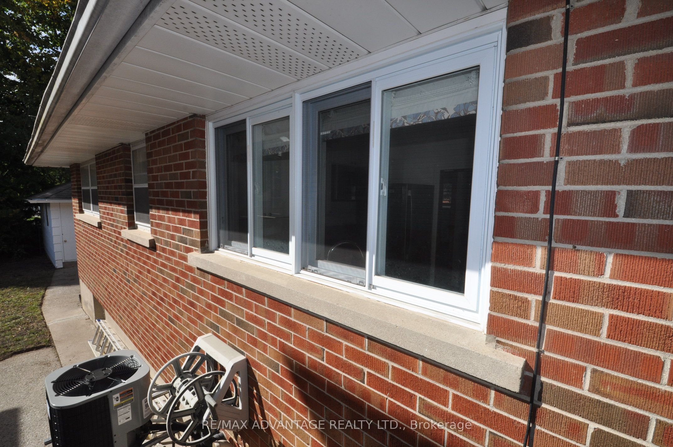 153 Langarth Street W Property Photo 25