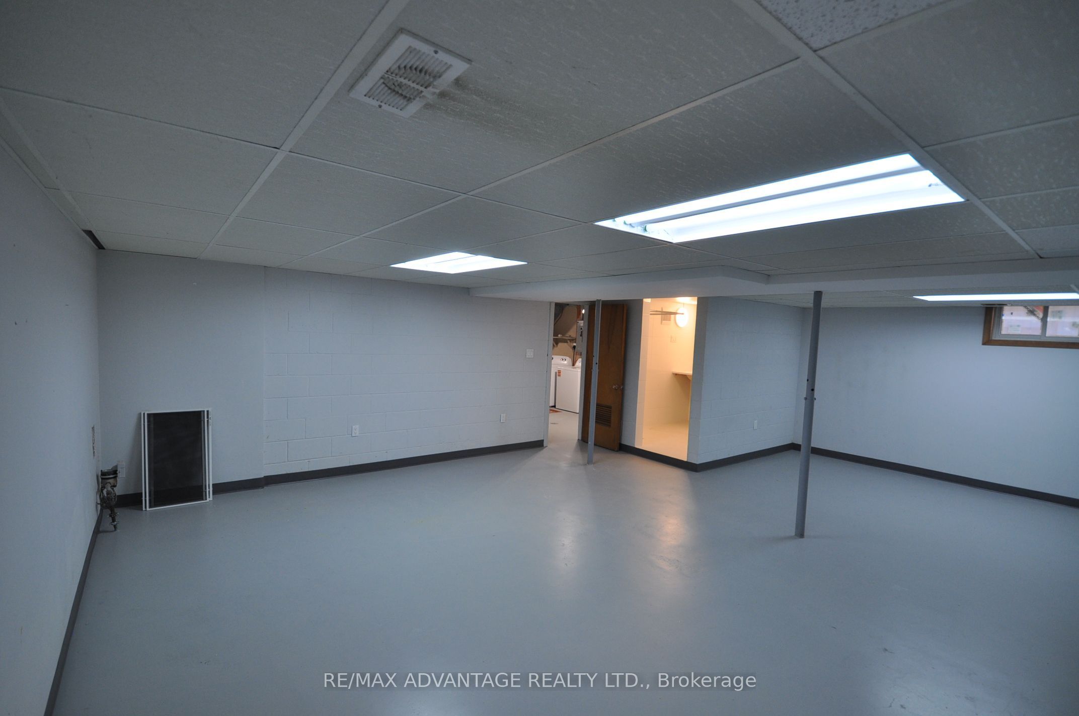 153 Langarth Street W Property Photo 34