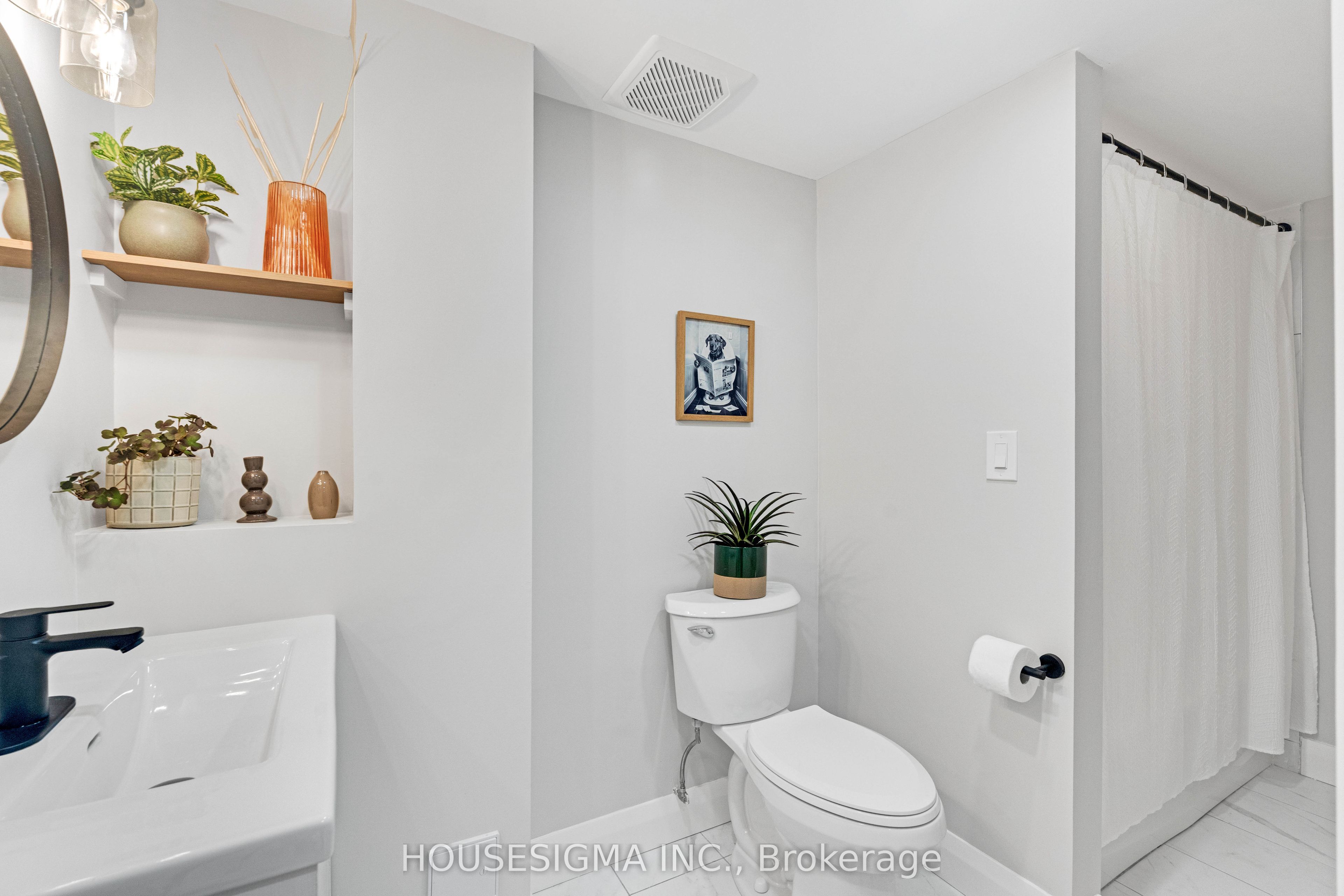 825 Cook Crescent Property Photo 36