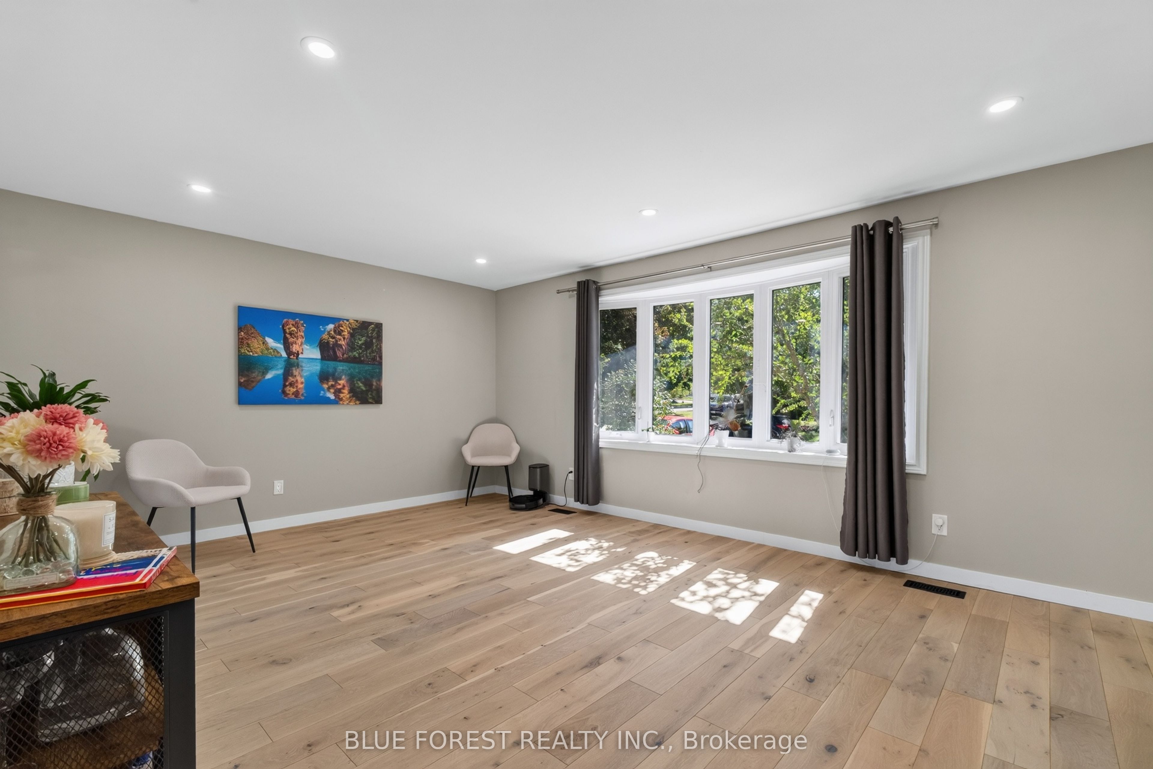 32 Meadowview Road Property Photo 7