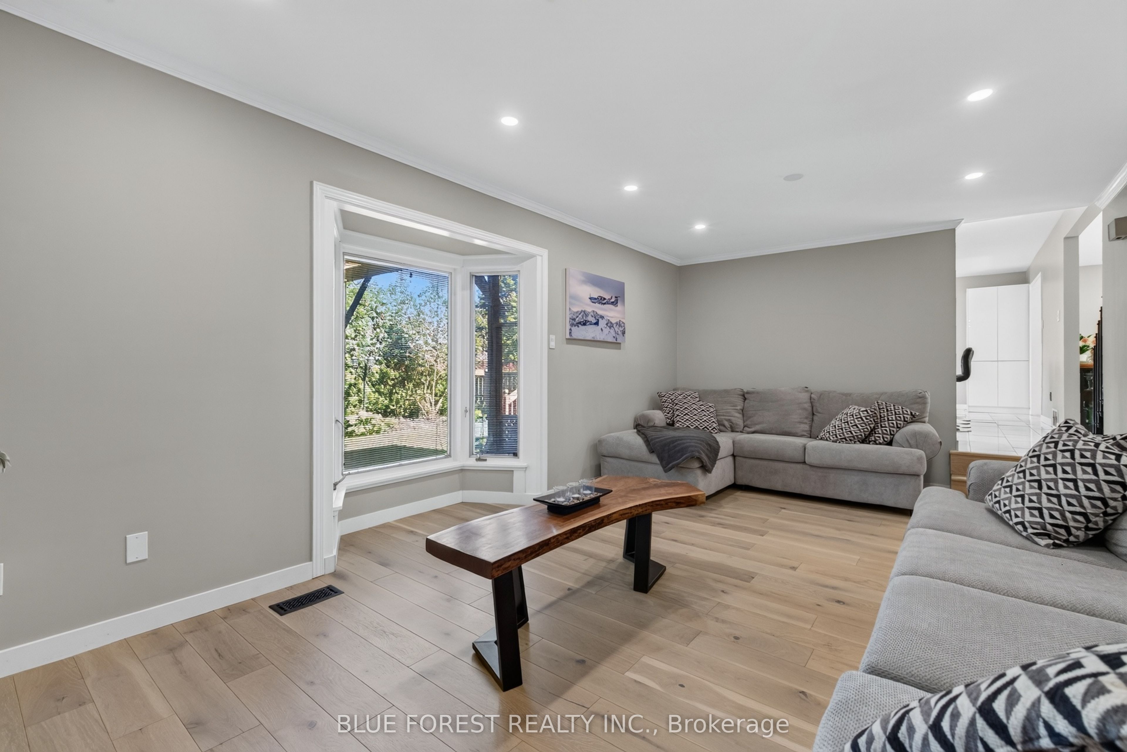32 Meadowview Road Property Photo 16