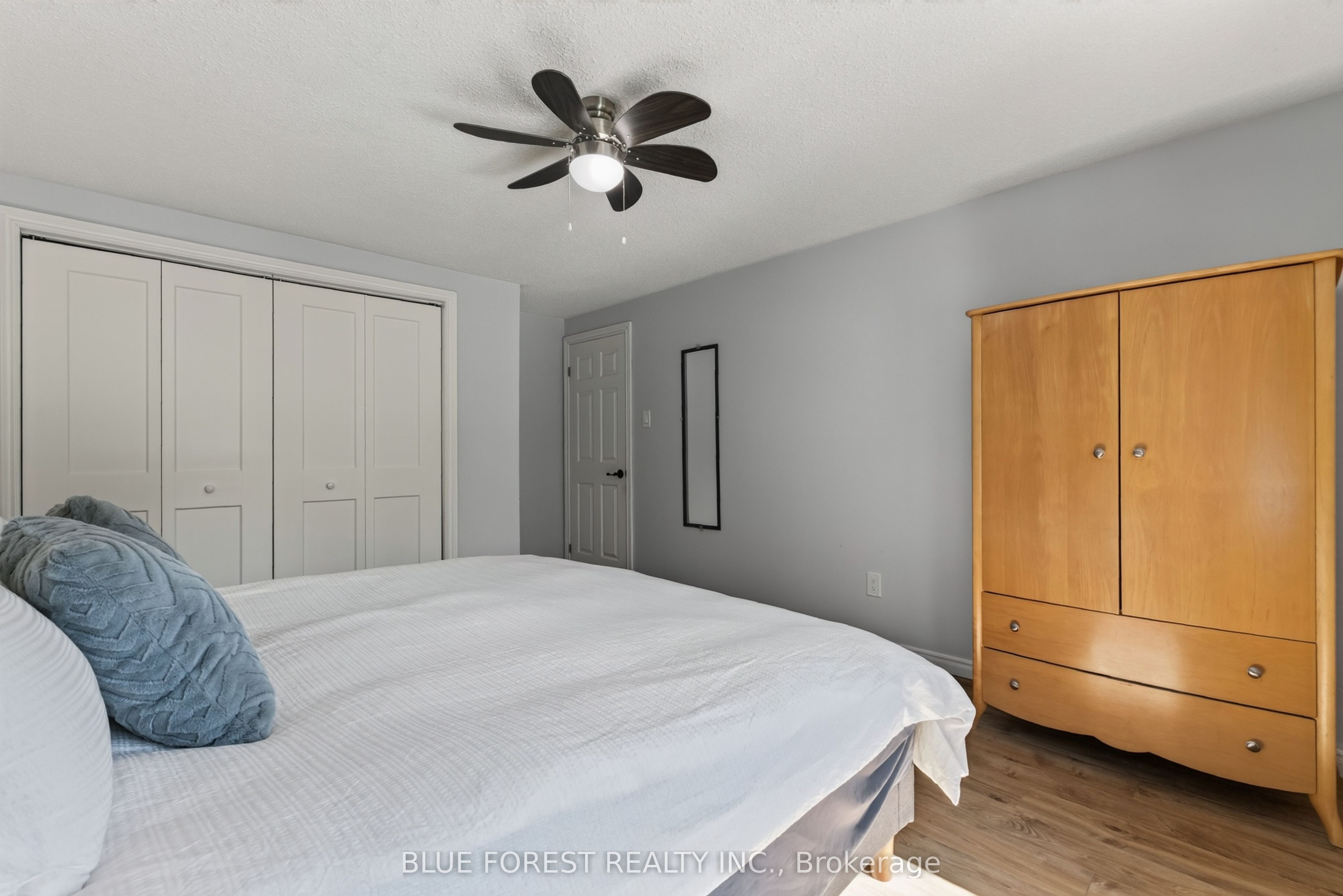 32 Meadowview Road Property Photo 19
