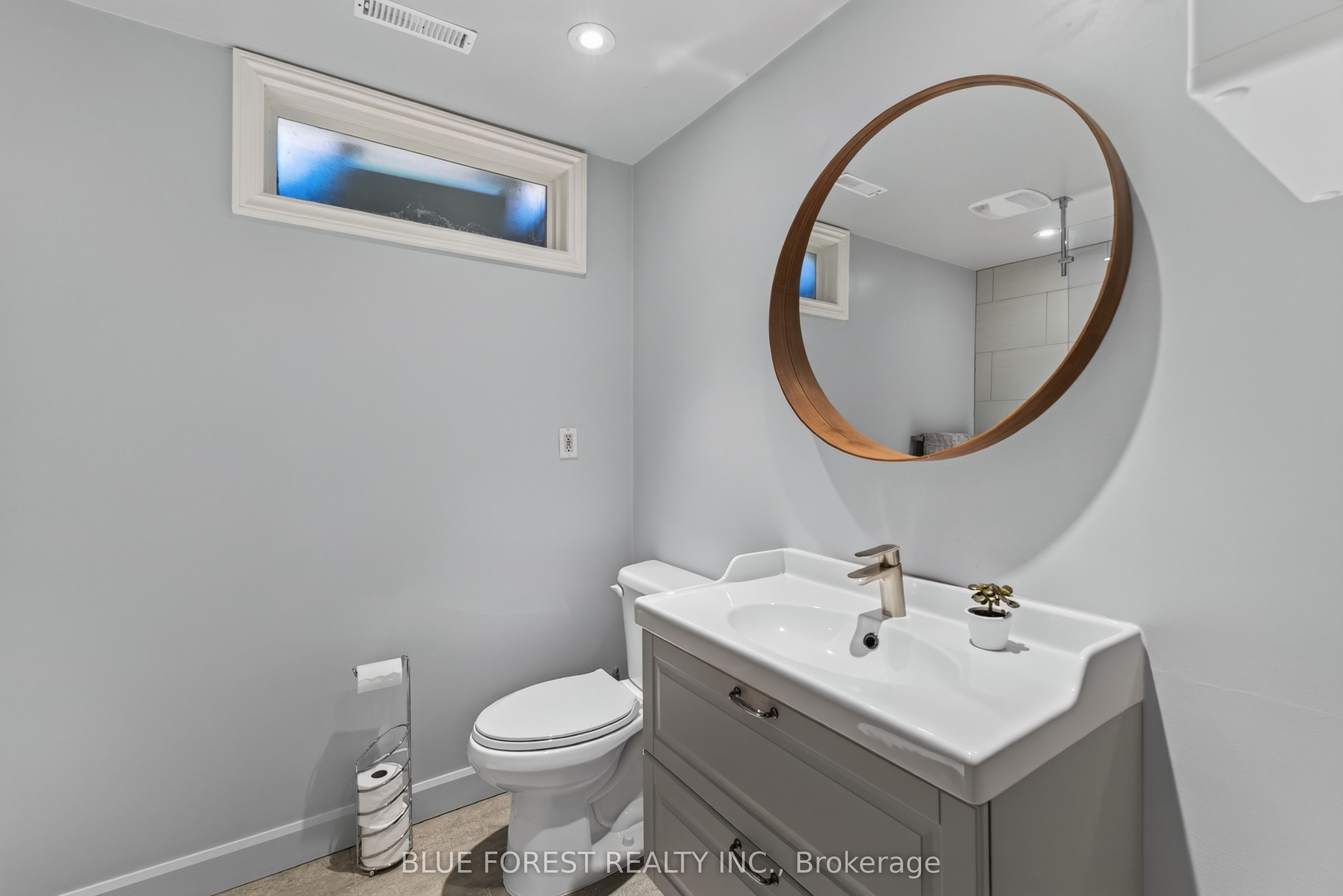 32 Meadowview Road Property Photo 28