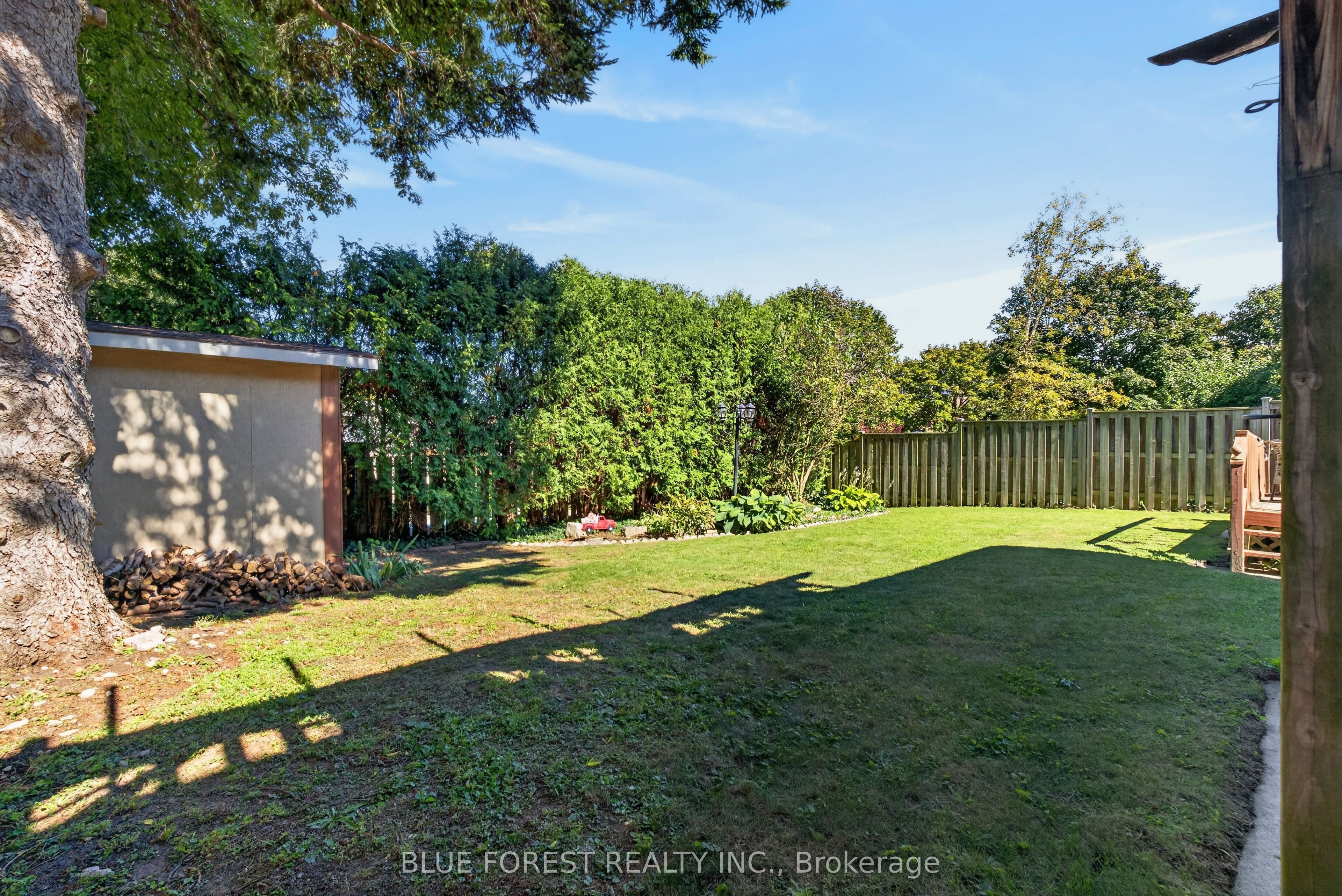 32 Meadowview Road Property Photo 34
