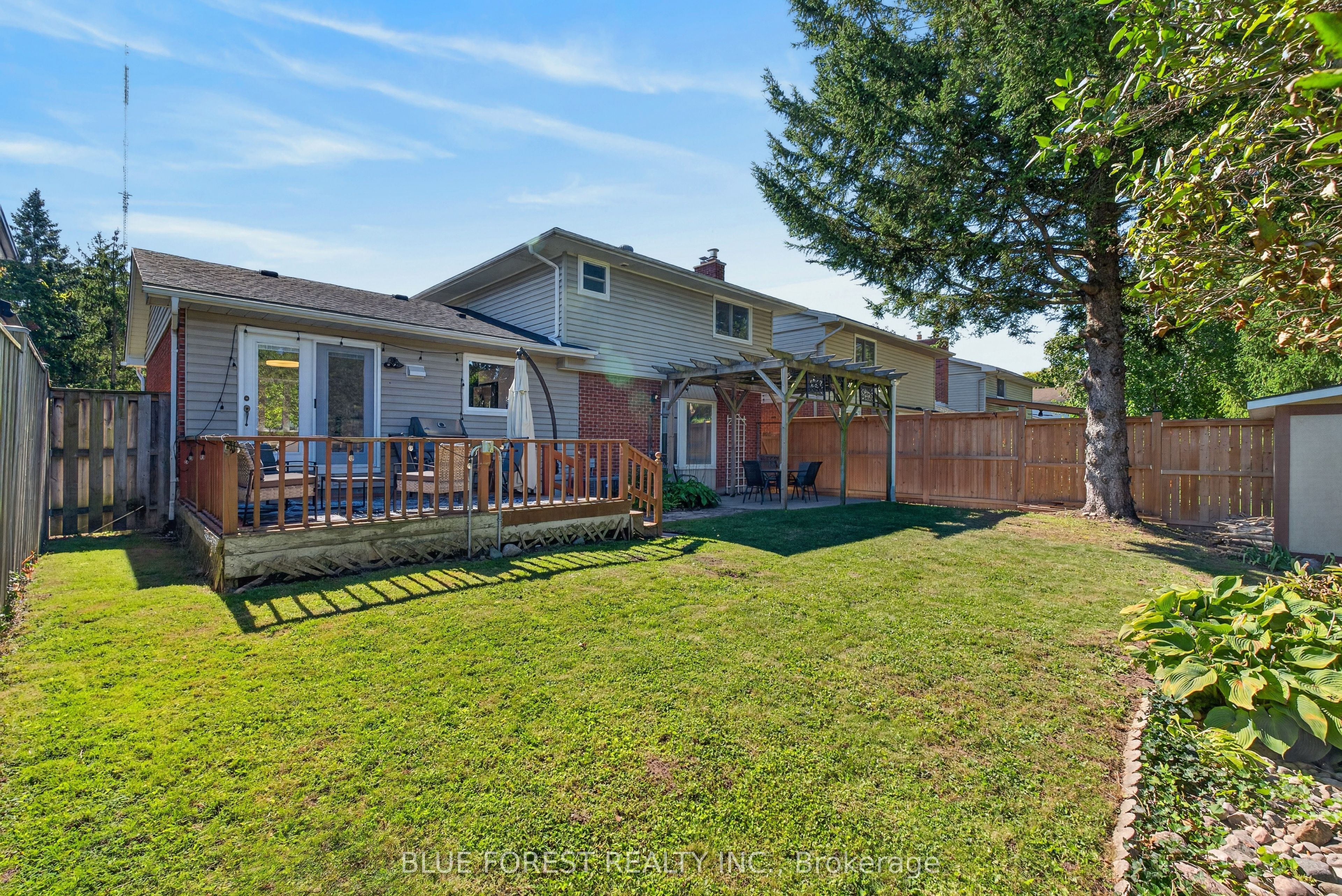 32 Meadowview Road Property Photo 35