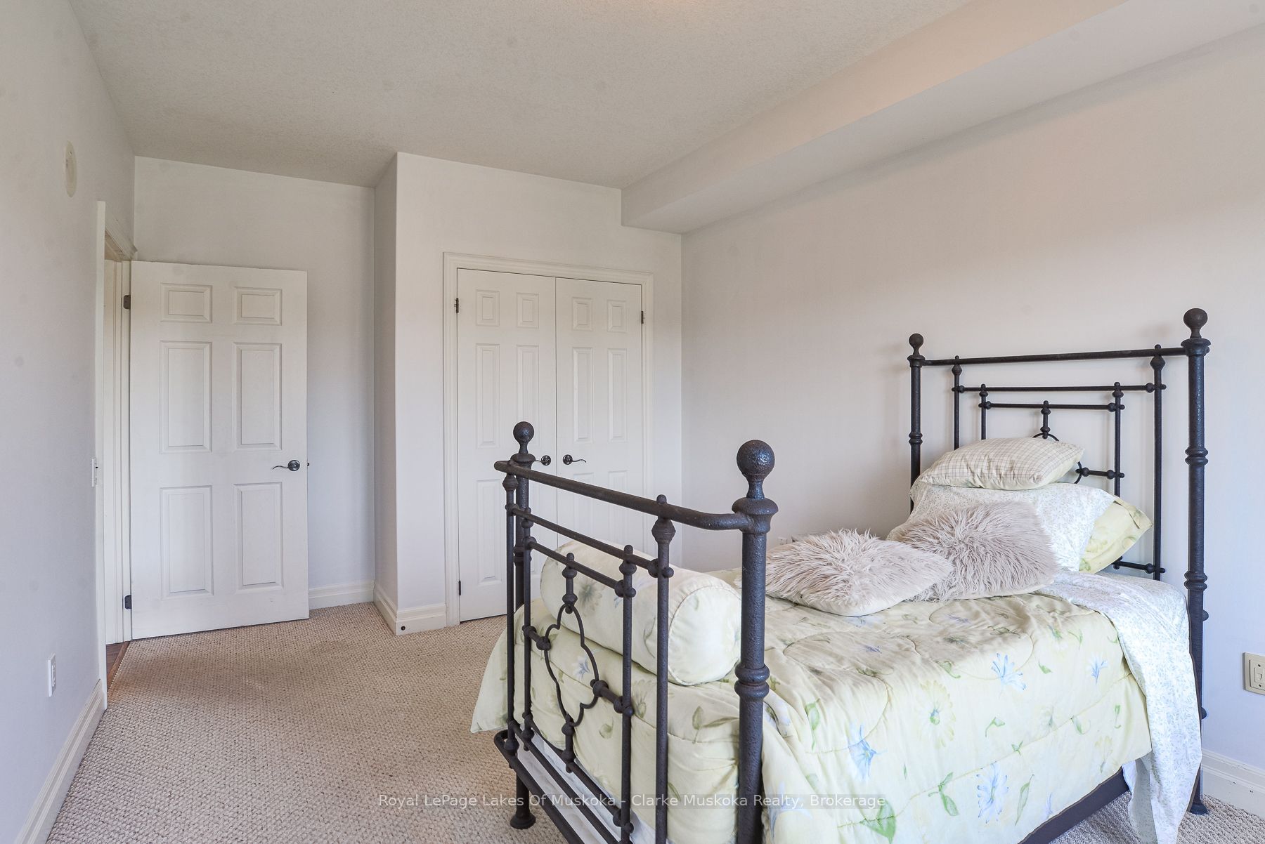 130 Steamship Bay Road 504 Property Photo 11