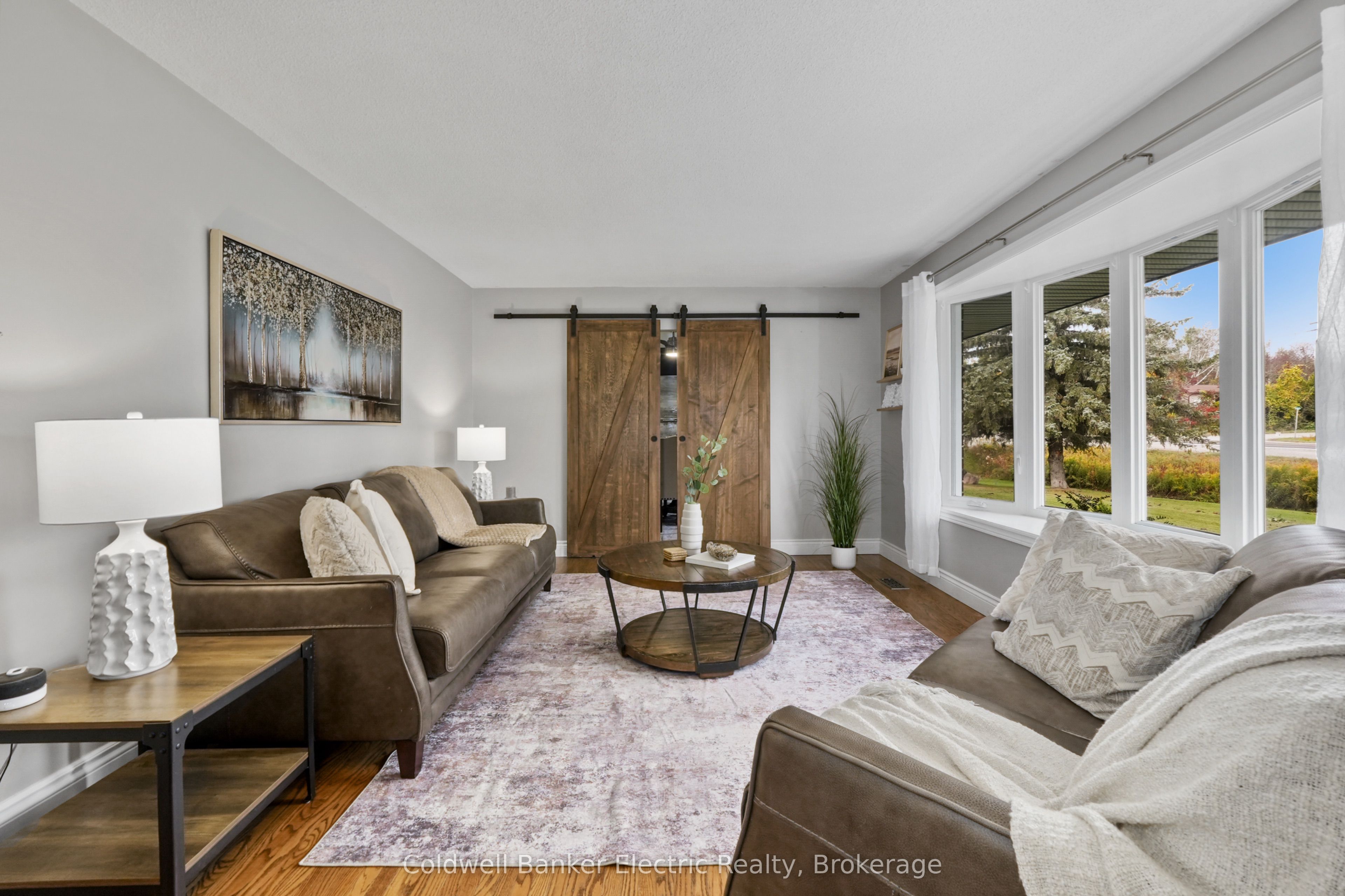 1305 Holden Road Property Photo 5