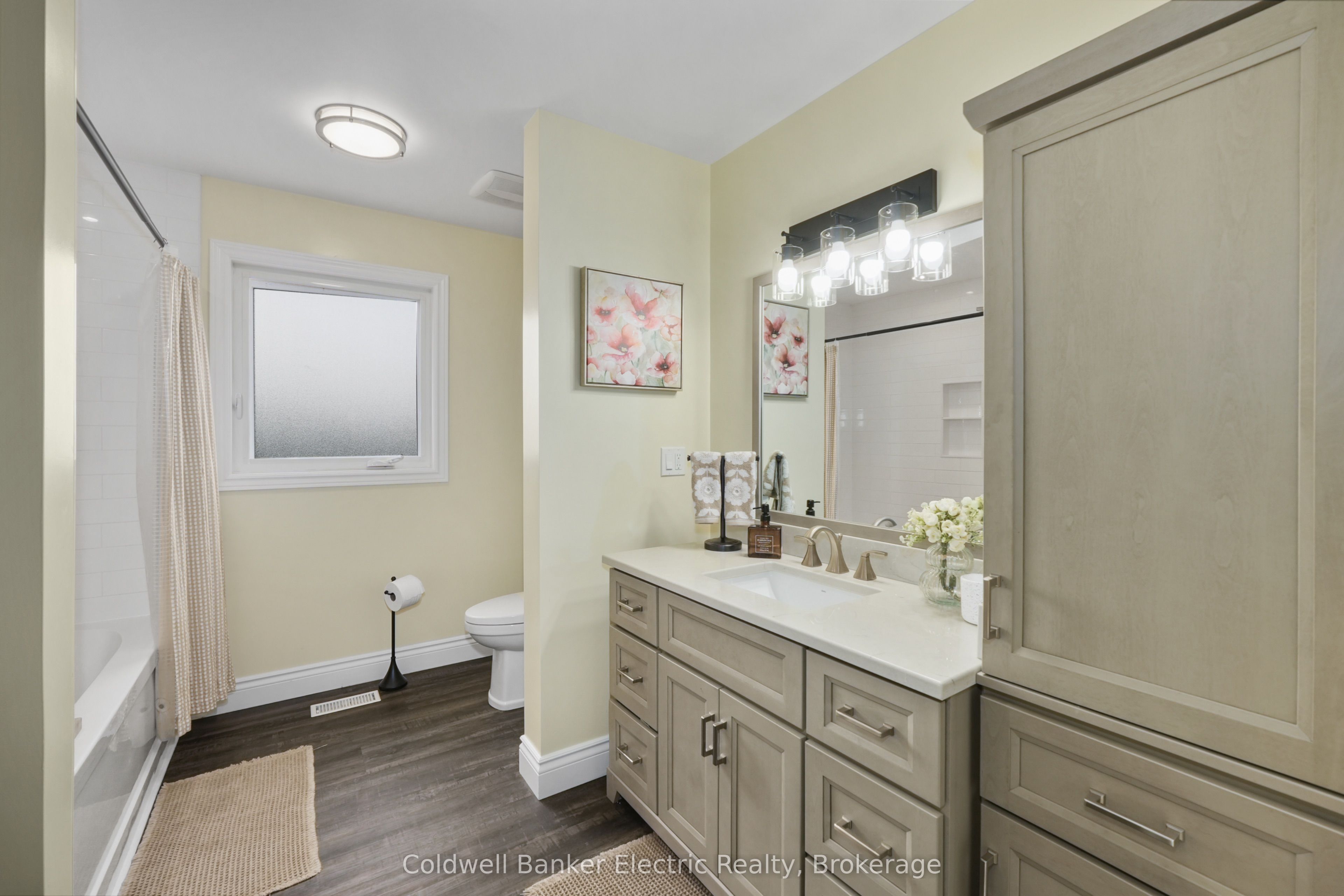 1305 Holden Road Property Photo 32