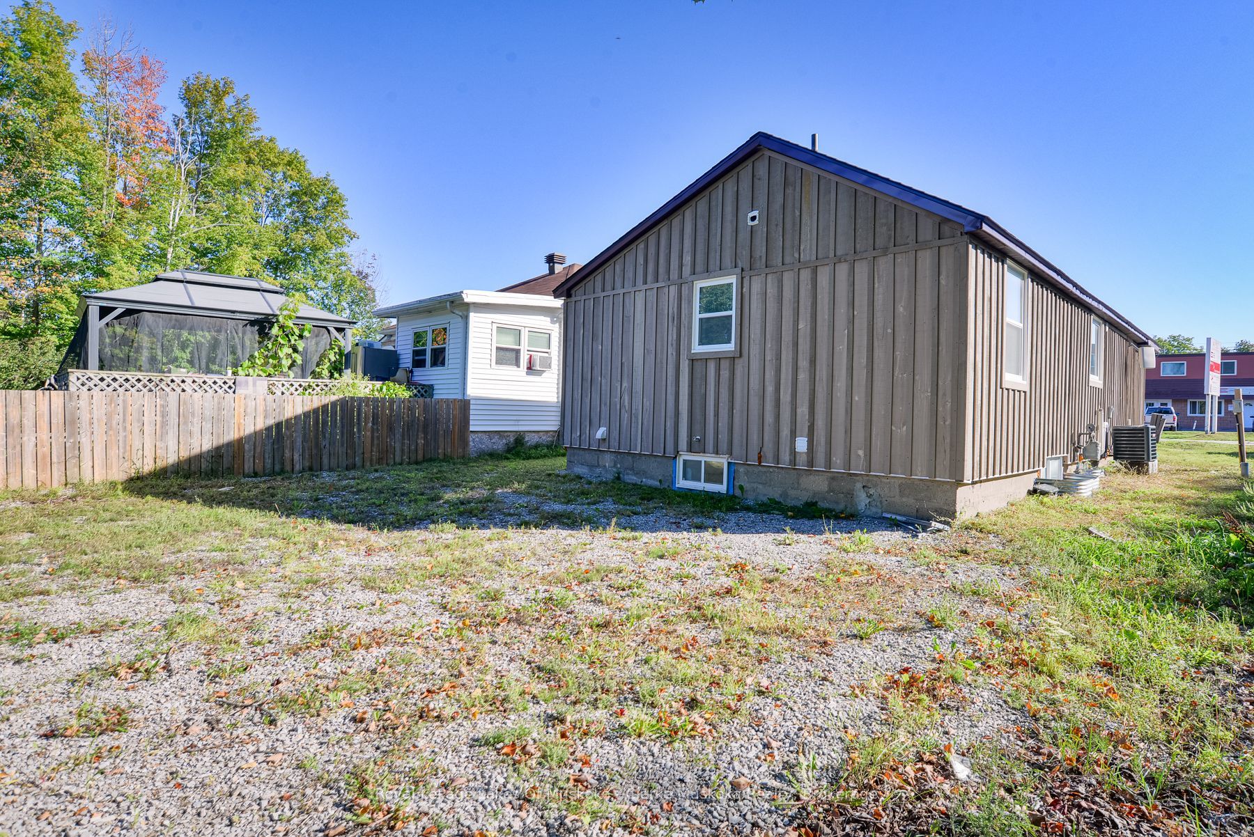 815 Muskoka Road S Property Photo 18