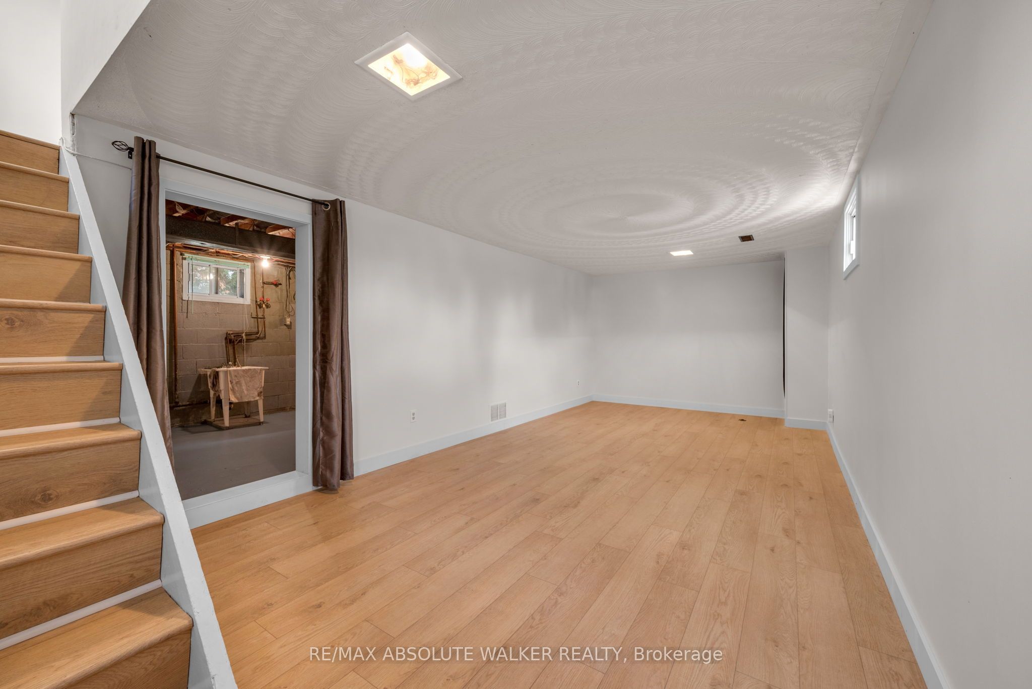 331 Britannia Road Property Photo 25