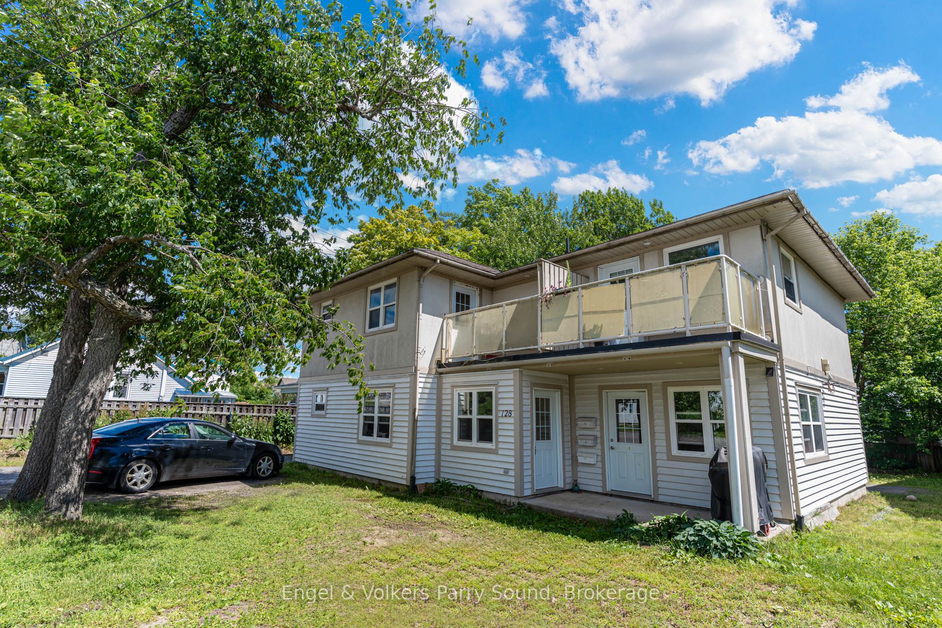 128 Isabella Street Property Photo 1