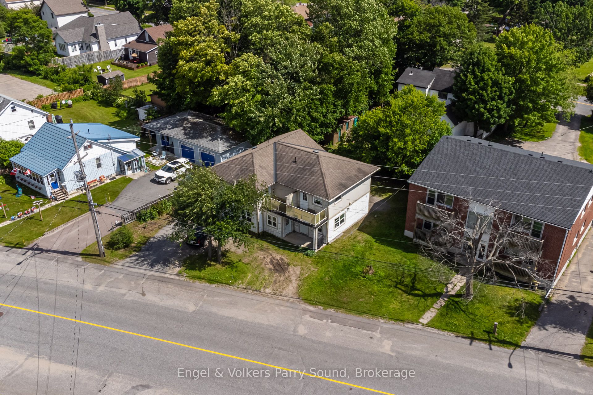 128 Isabella Street Property Photo 4