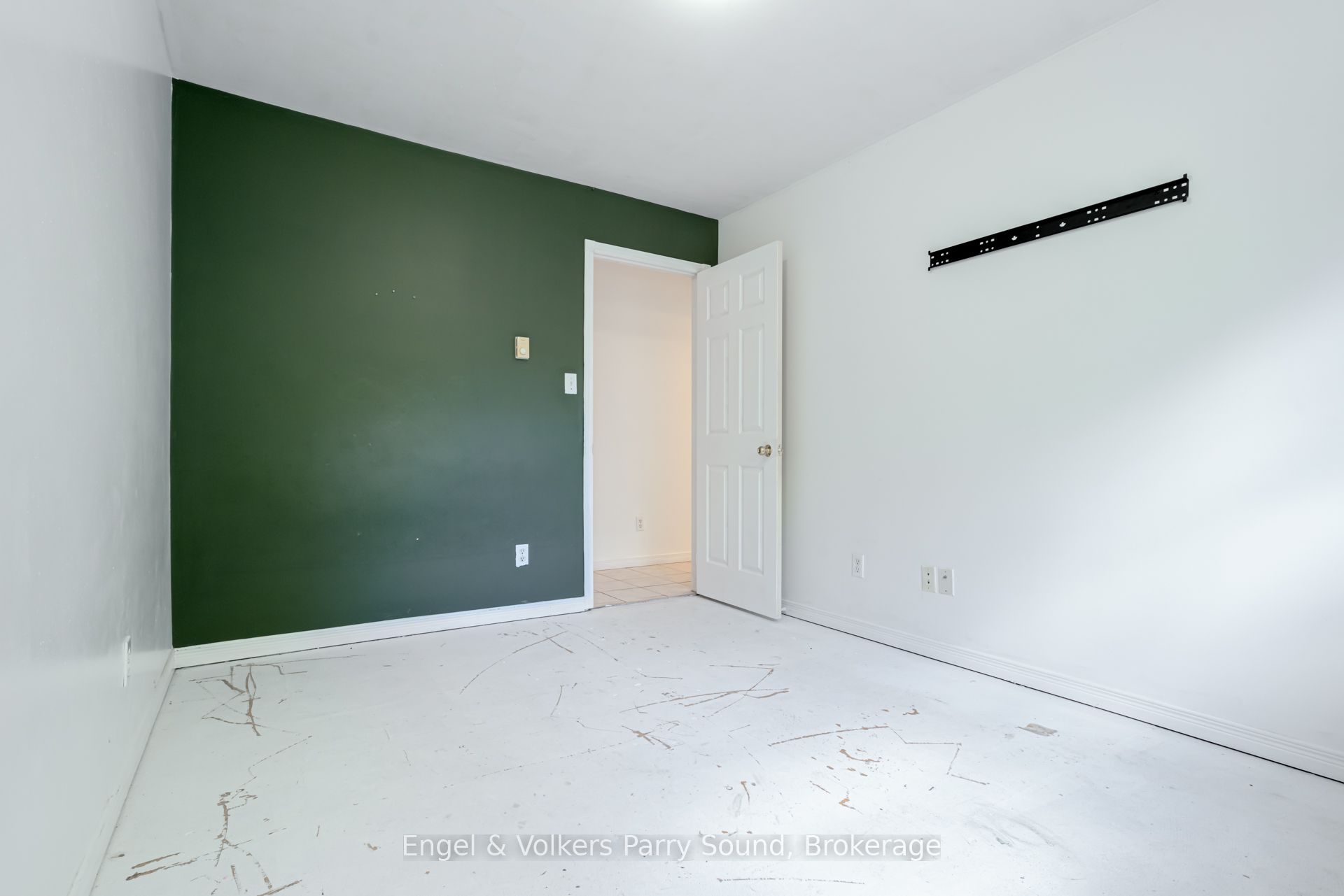 128 Isabella Street Property Photo 14