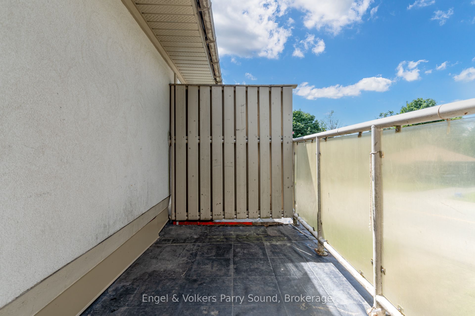 128 Isabella Street Property Photo 18