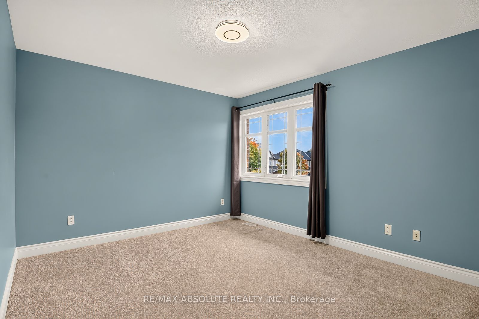229 Marjan Crescent Property Photo 31