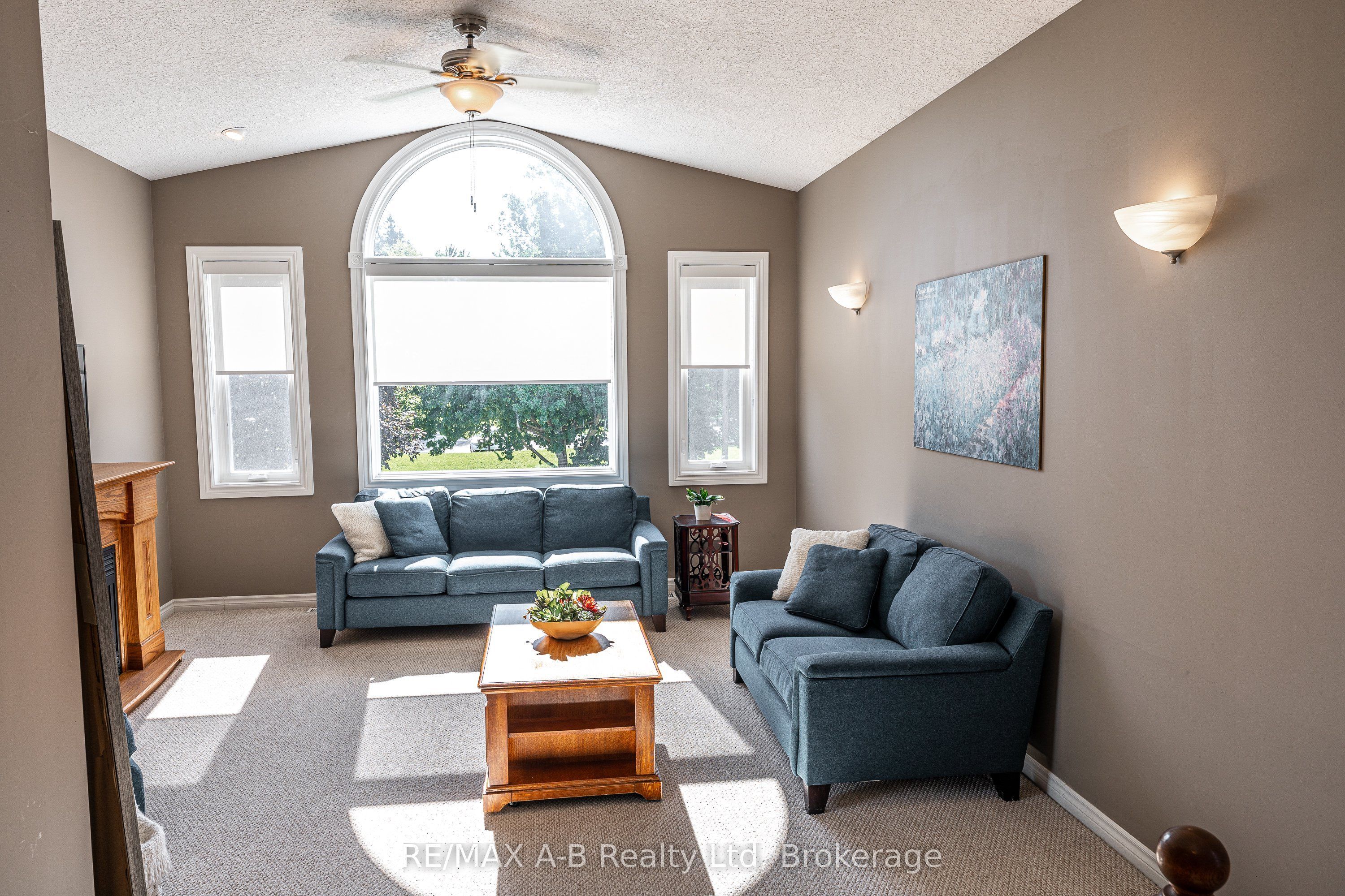 10 Buckingham Drive Property Photo 23