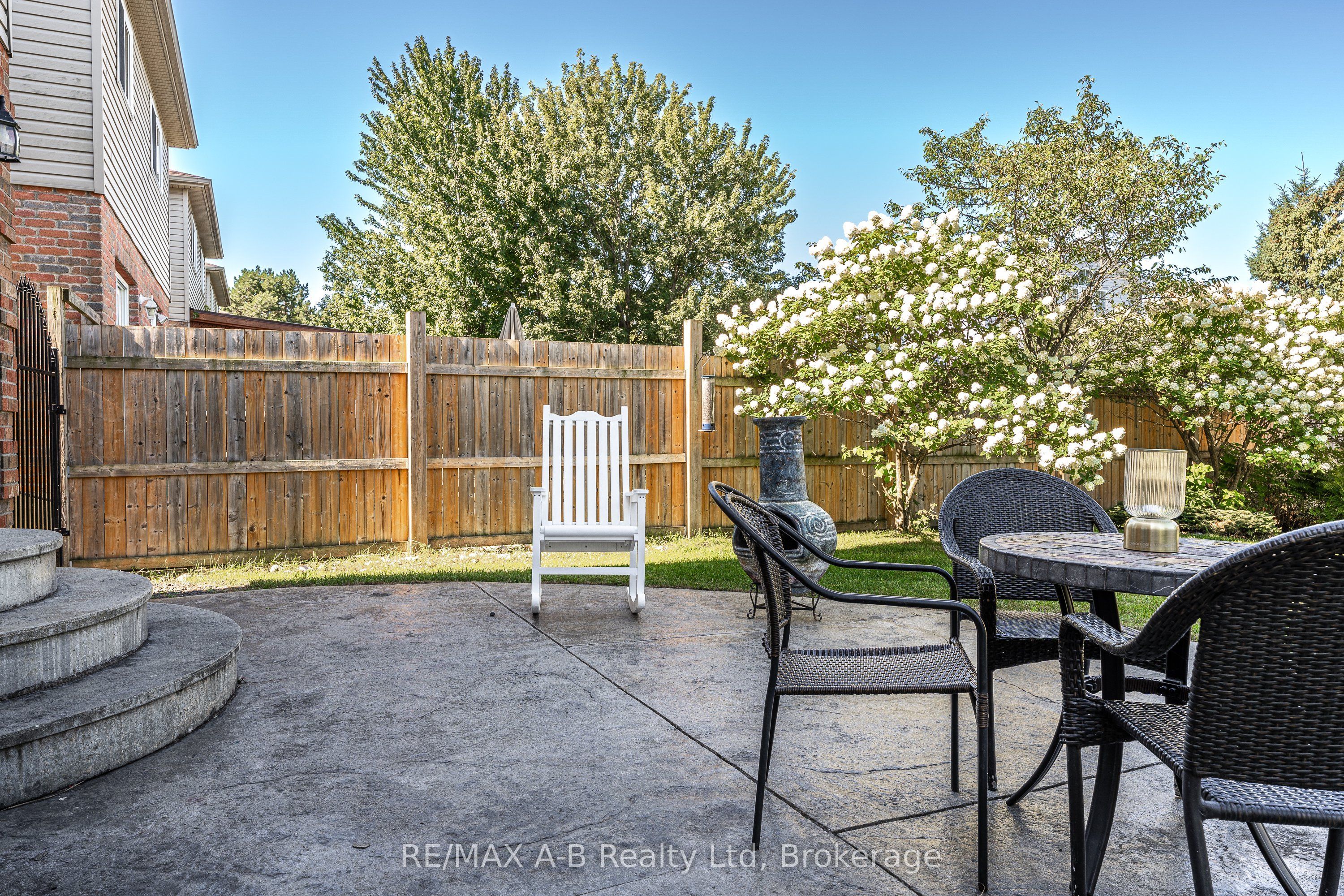 10 Buckingham Drive Property Photo 45