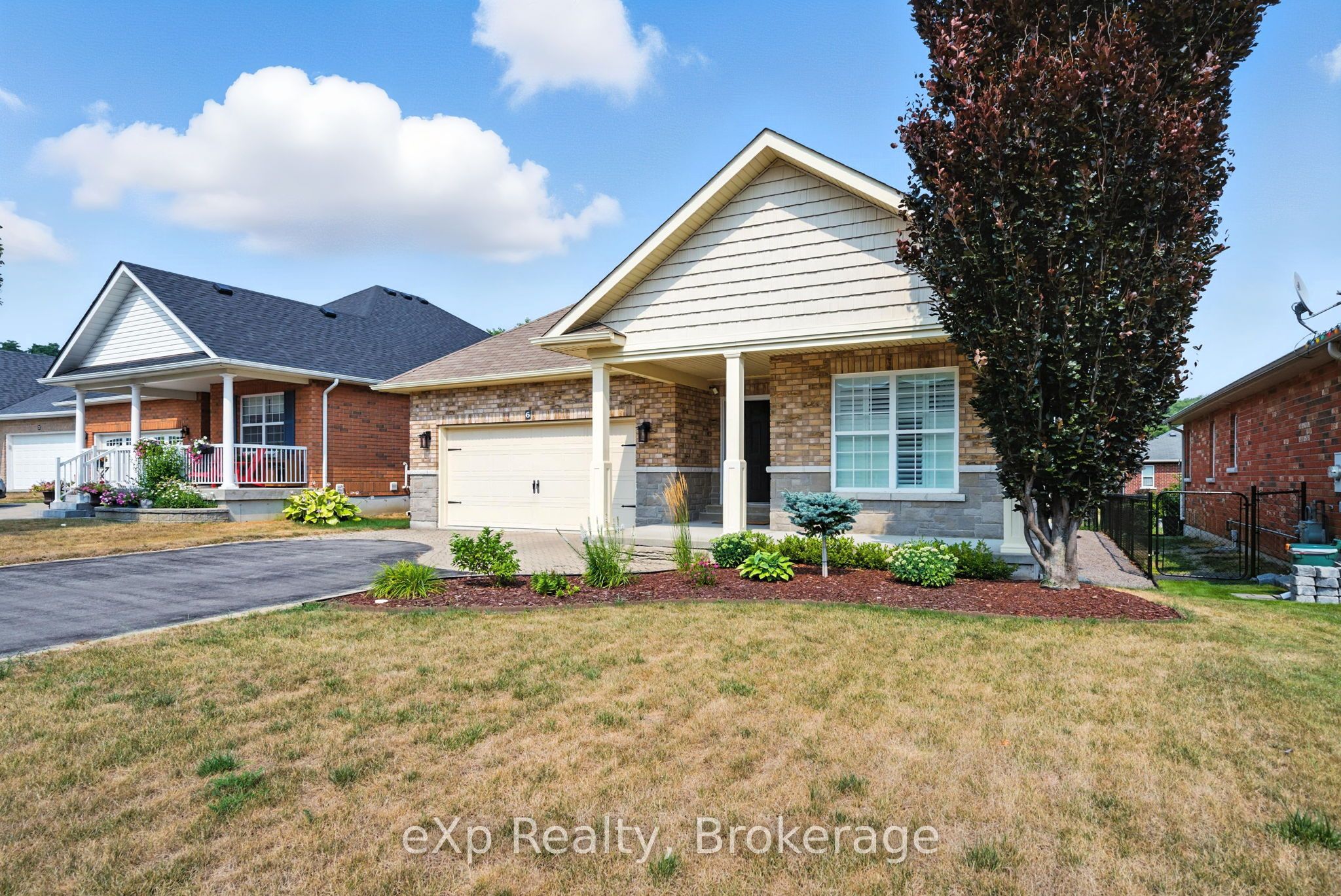 6 Cortland Way Property Photo 3