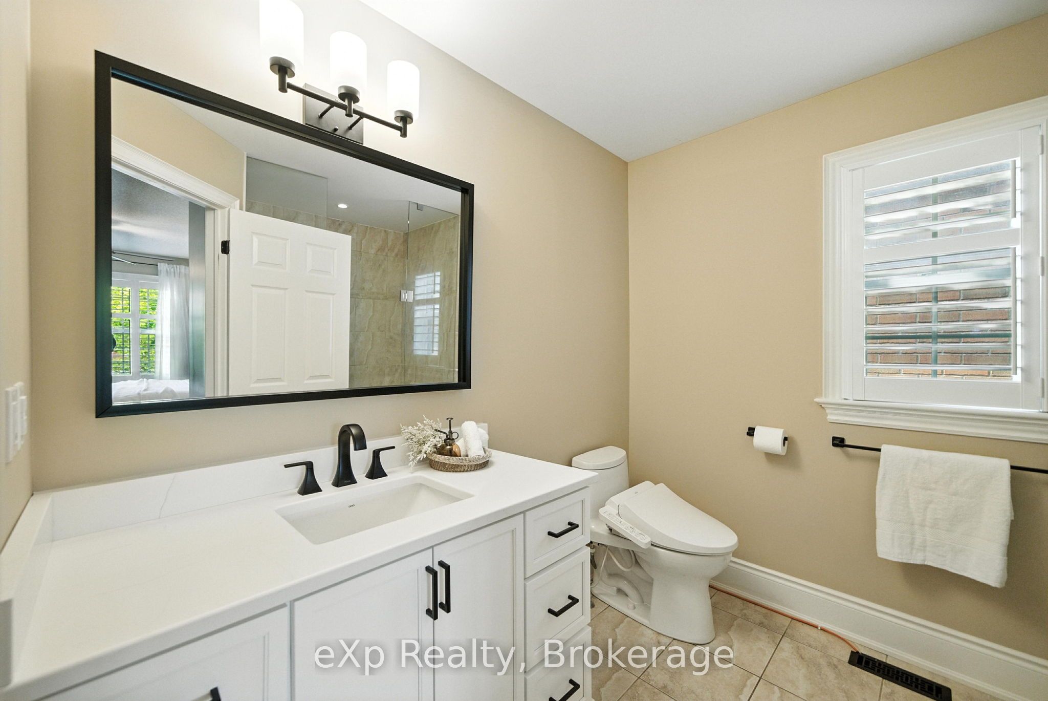 6 Cortland Way Property Photo 18