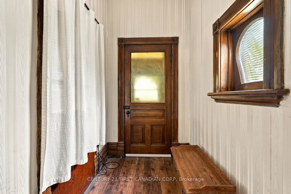 367 Hamilton Road Property Photo 7